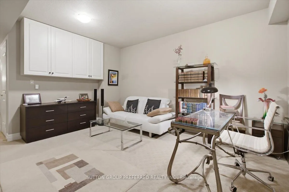 725 Eagletrace Drive #63