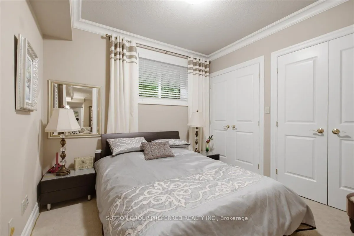 725 Eagletrace Drive #63