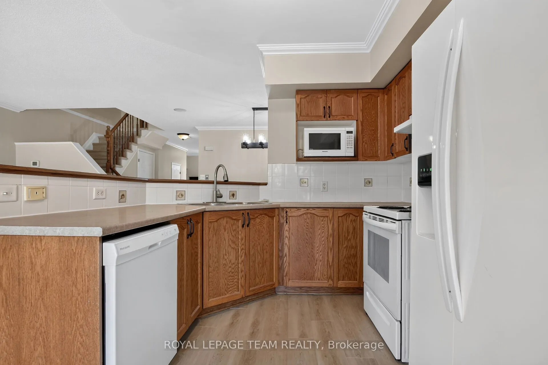 3 Chantilly Gate