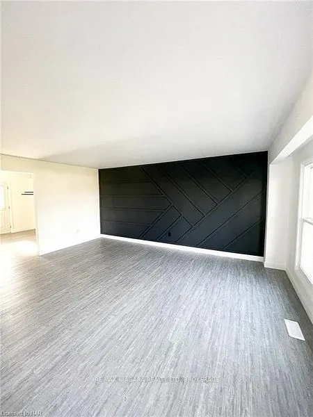 69 Hagey Avenue #2