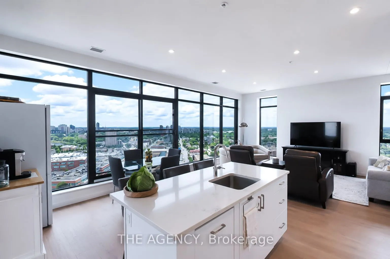 181 King Street S #1907