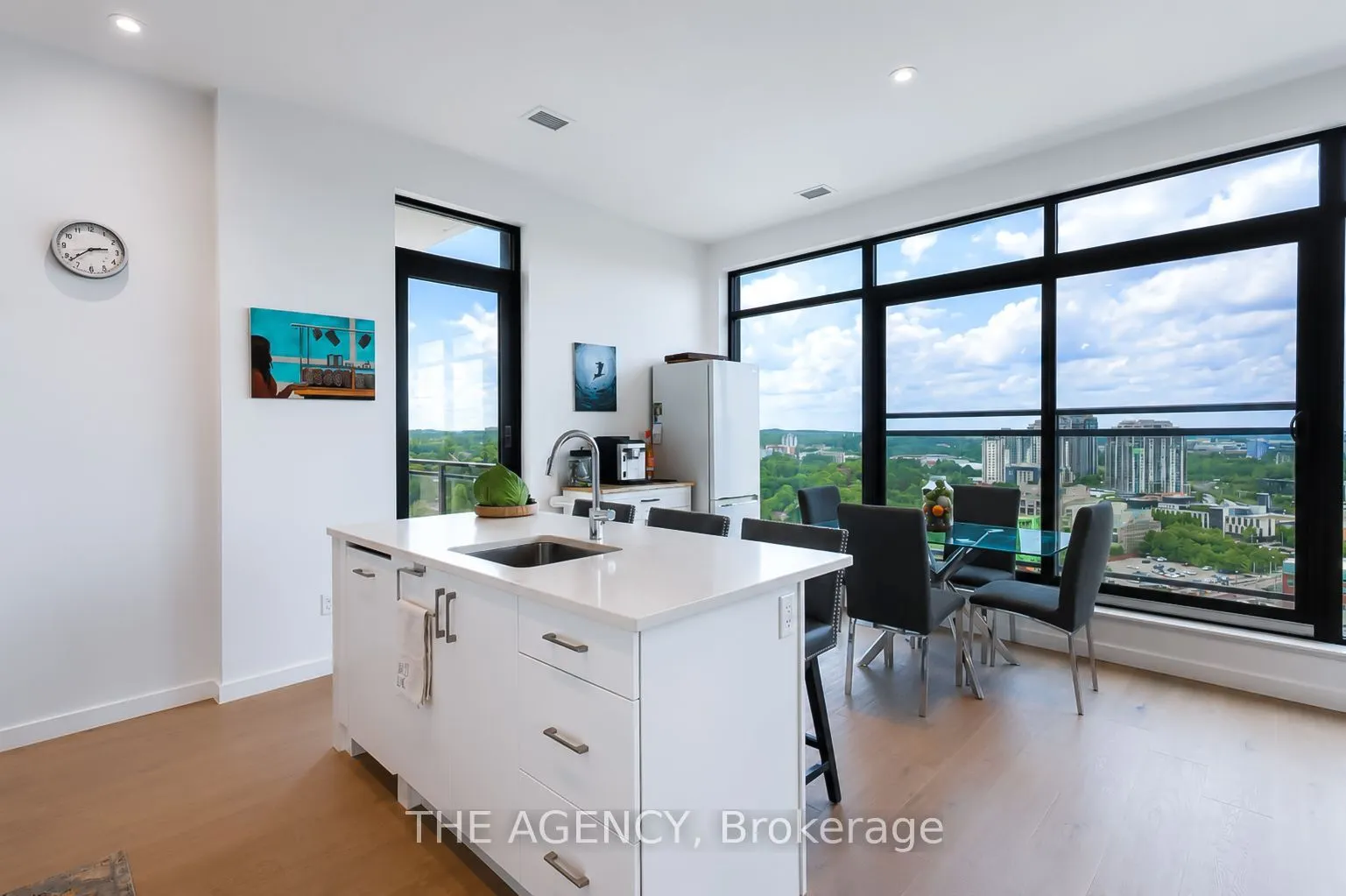 181 King Street S #1907