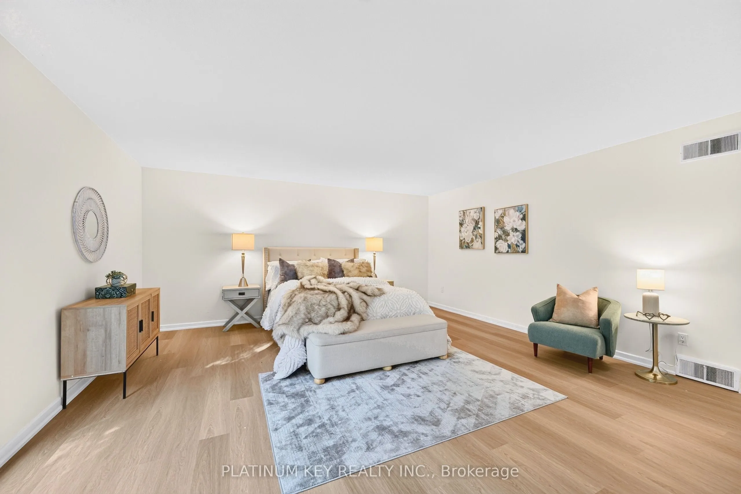 723 Cranbrook Road