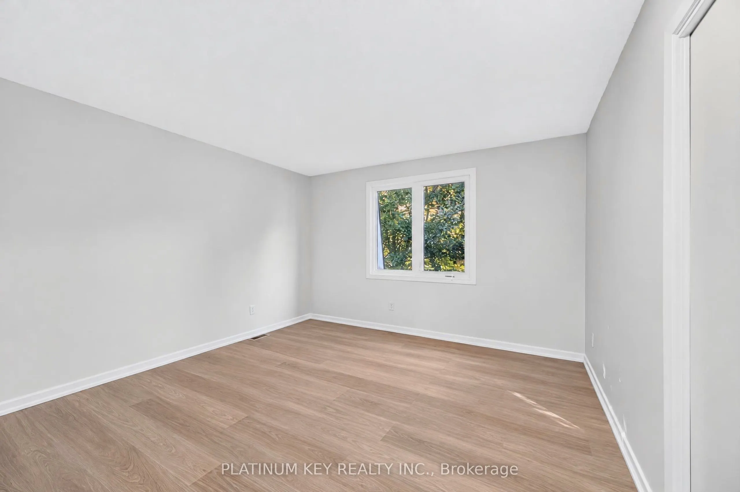 723 Cranbrook Road