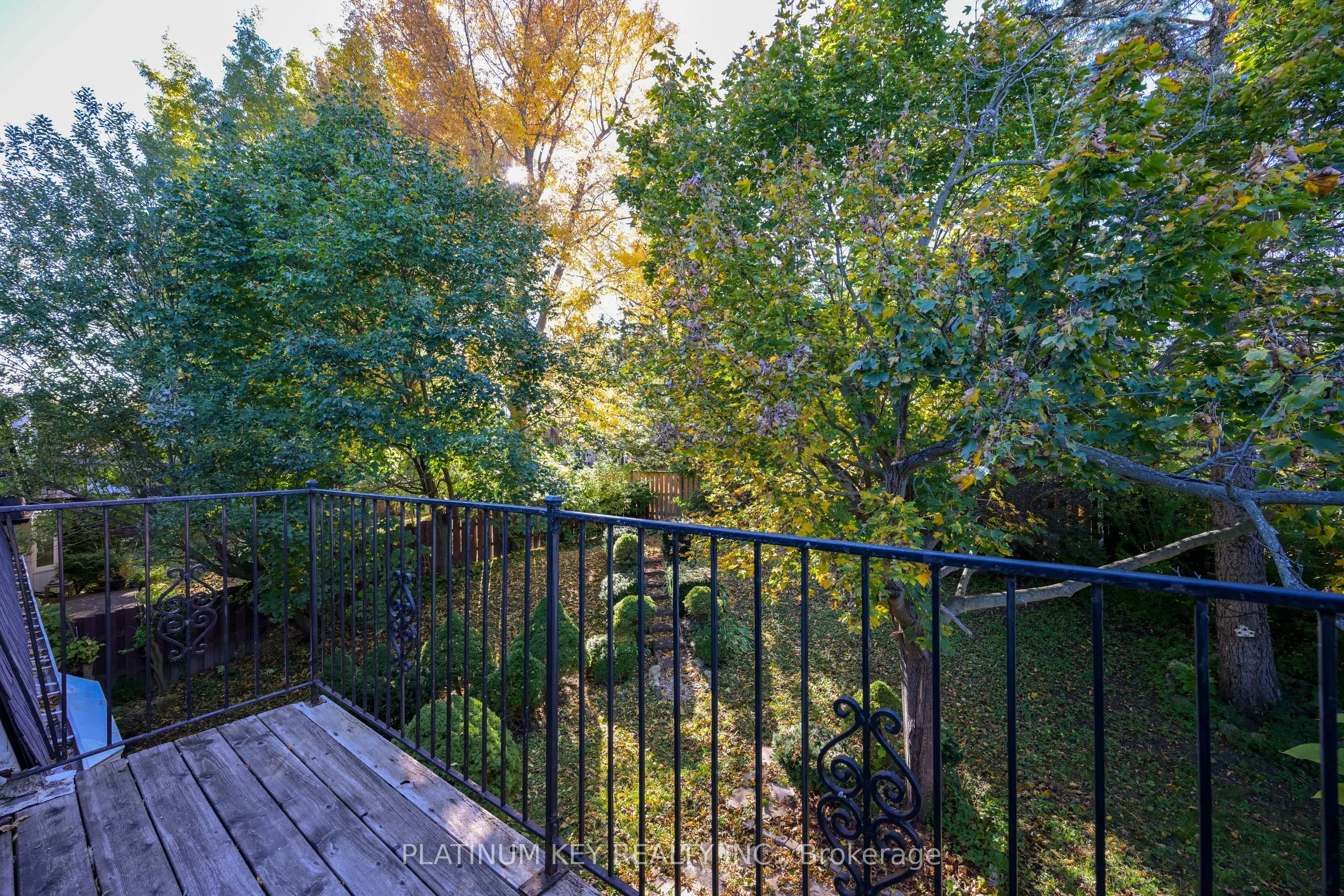 723 Cranbrook Road