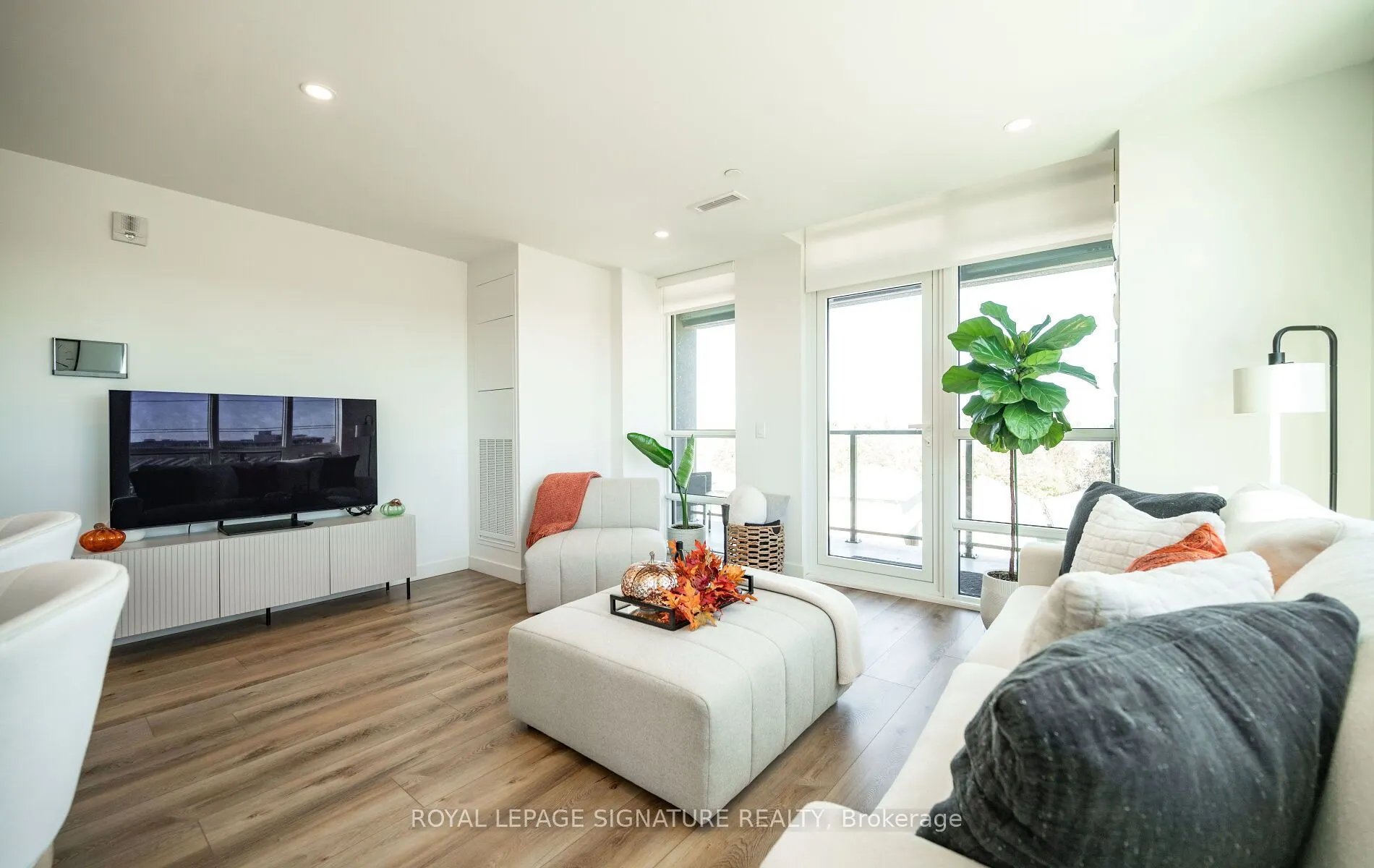 461 Green Road #412