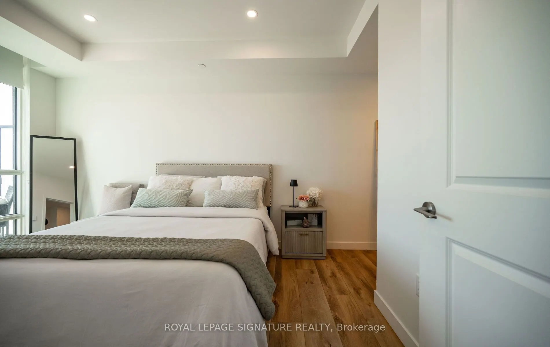 461 Green Road #412