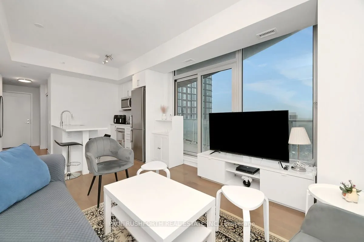 805 Carling Avenue #1401
