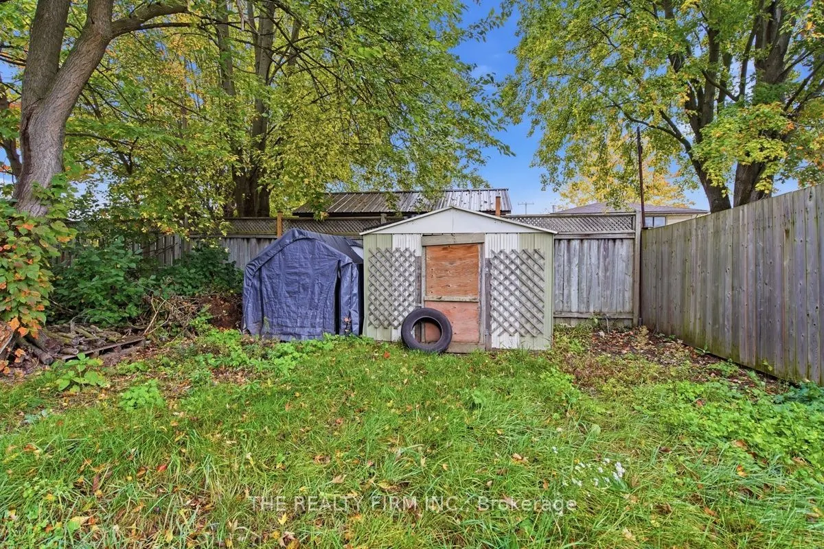 195-197 Southfield Drive