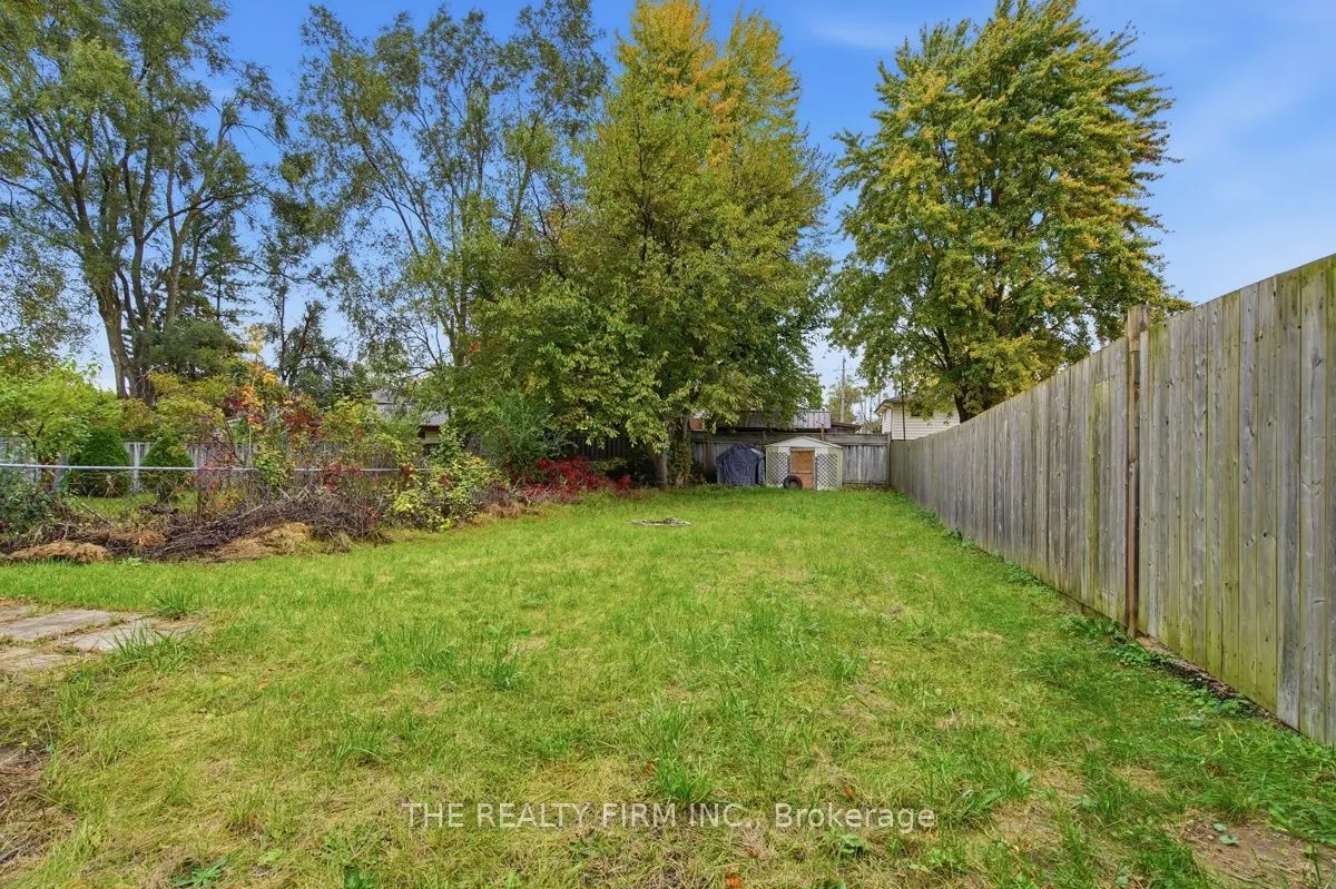 195-197 Southfield Drive