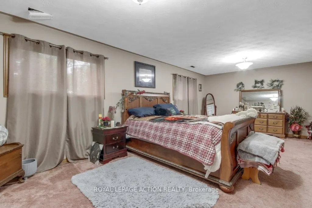 72 Lynden Hill Crescent