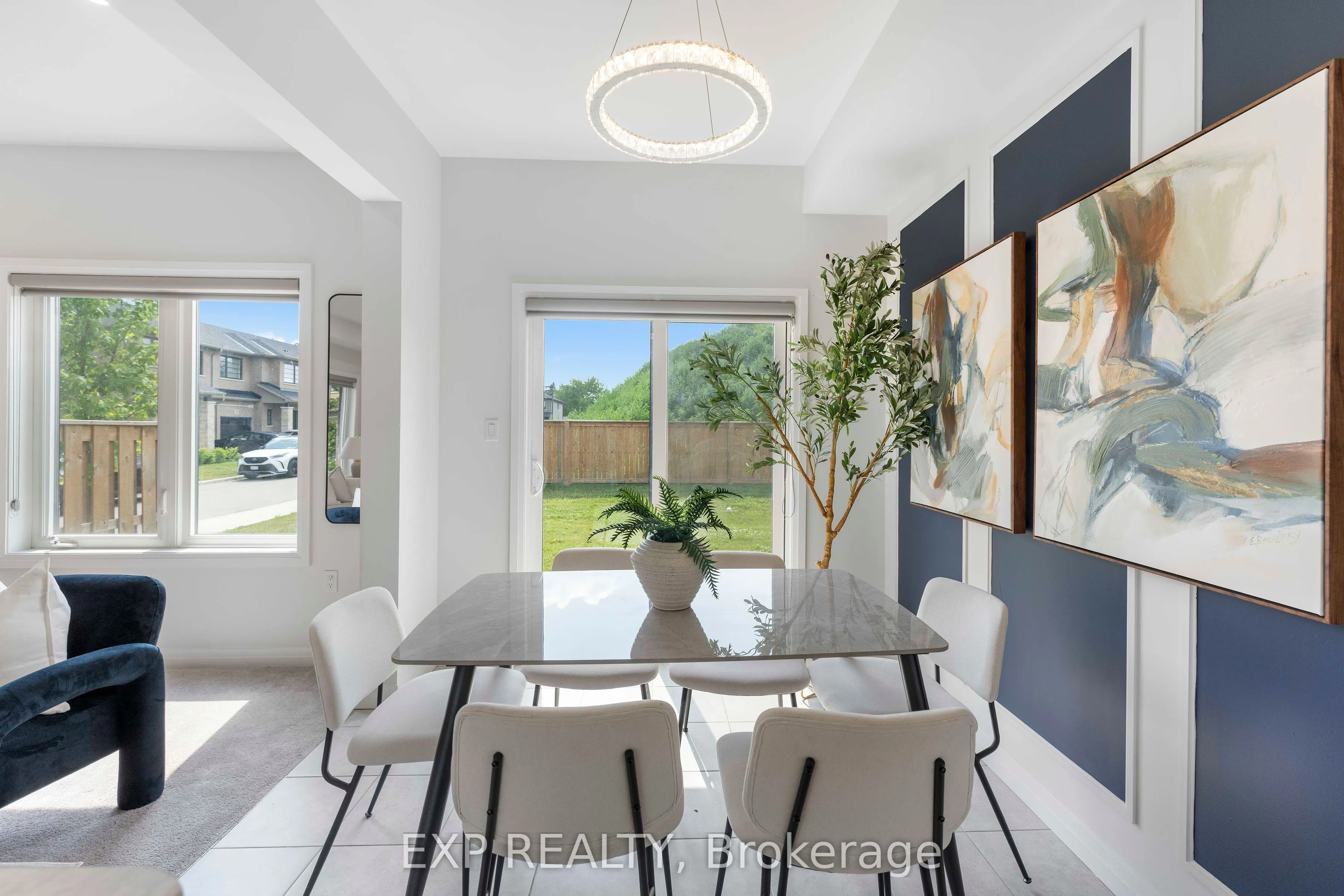 520 Grey Street #20