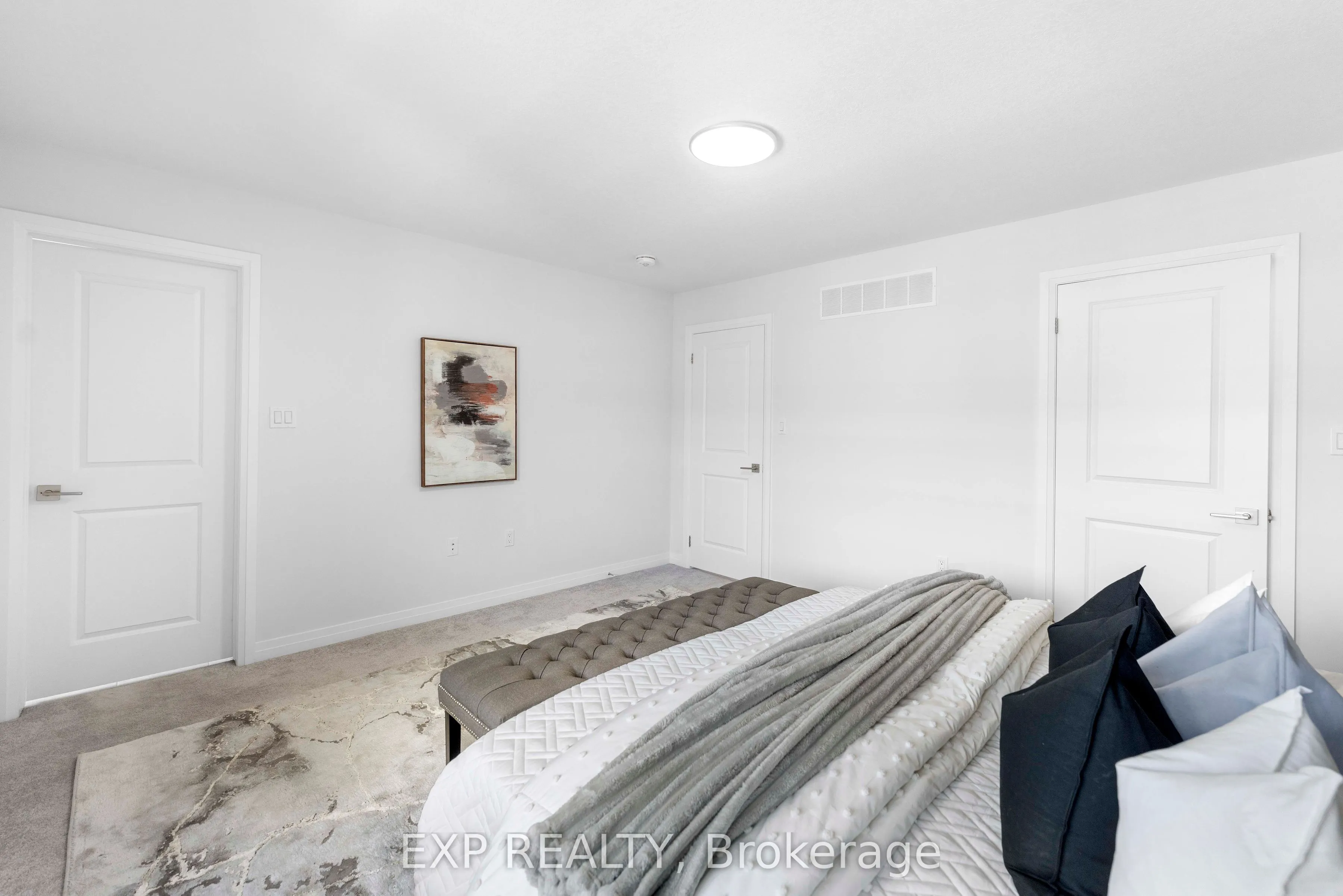 520 Grey Street #20