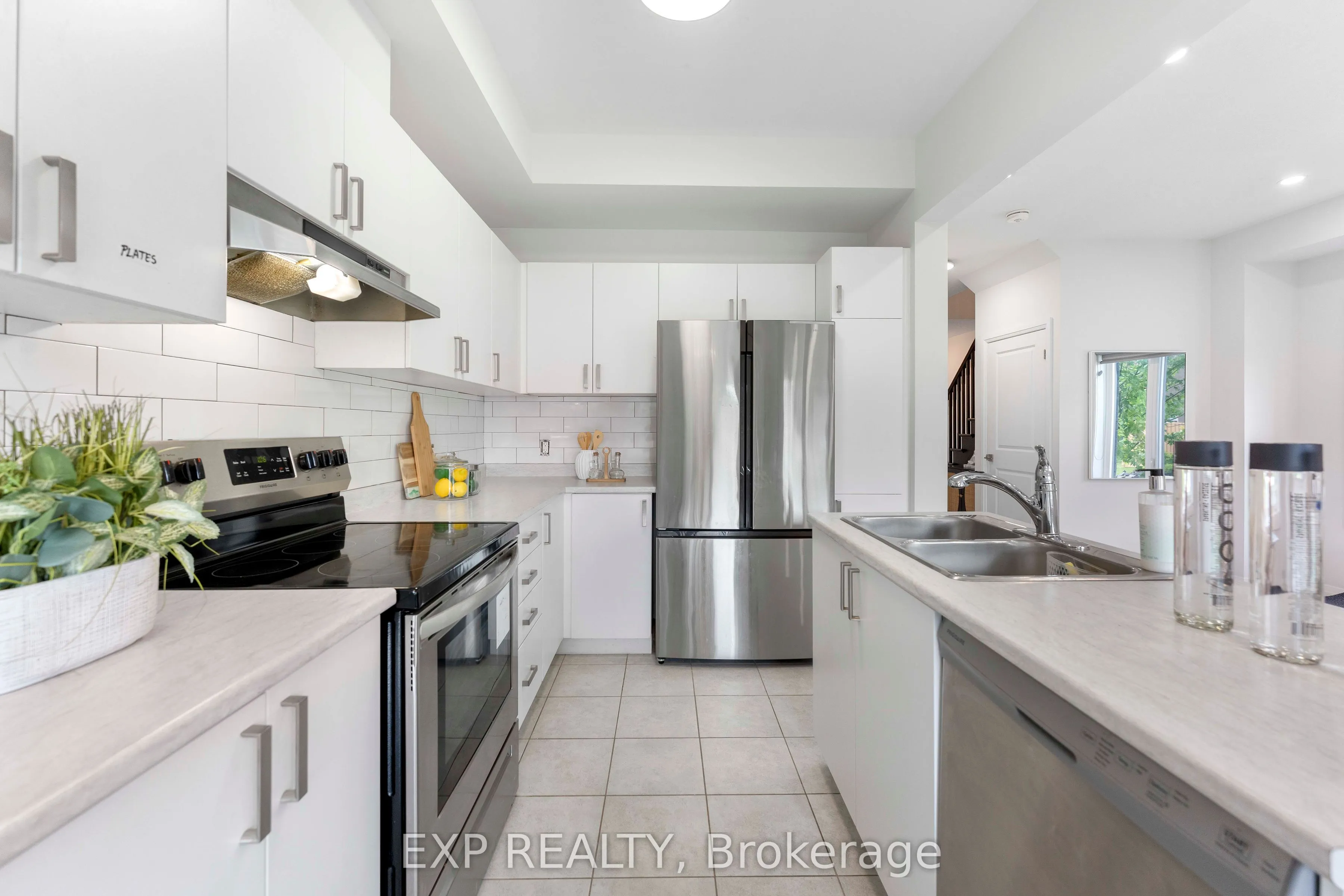 520 Grey Street #20