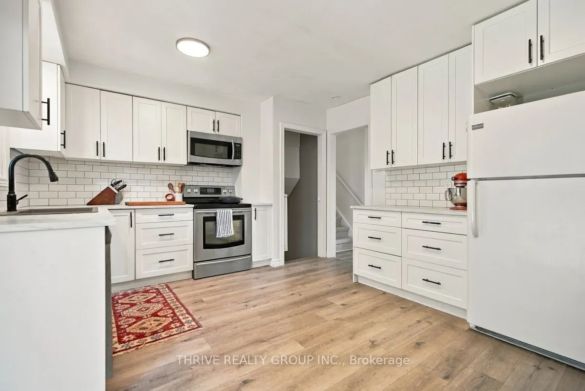 3 Parcreek Place