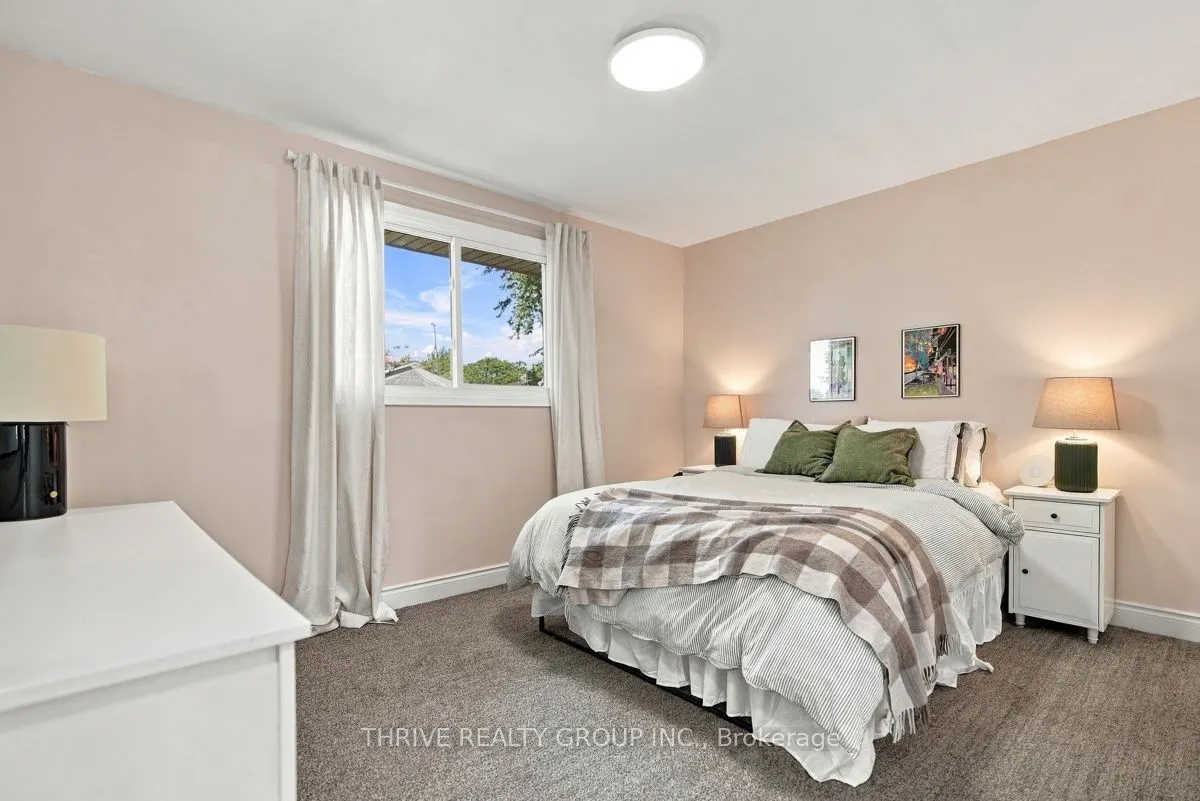 3 Parcreek Place