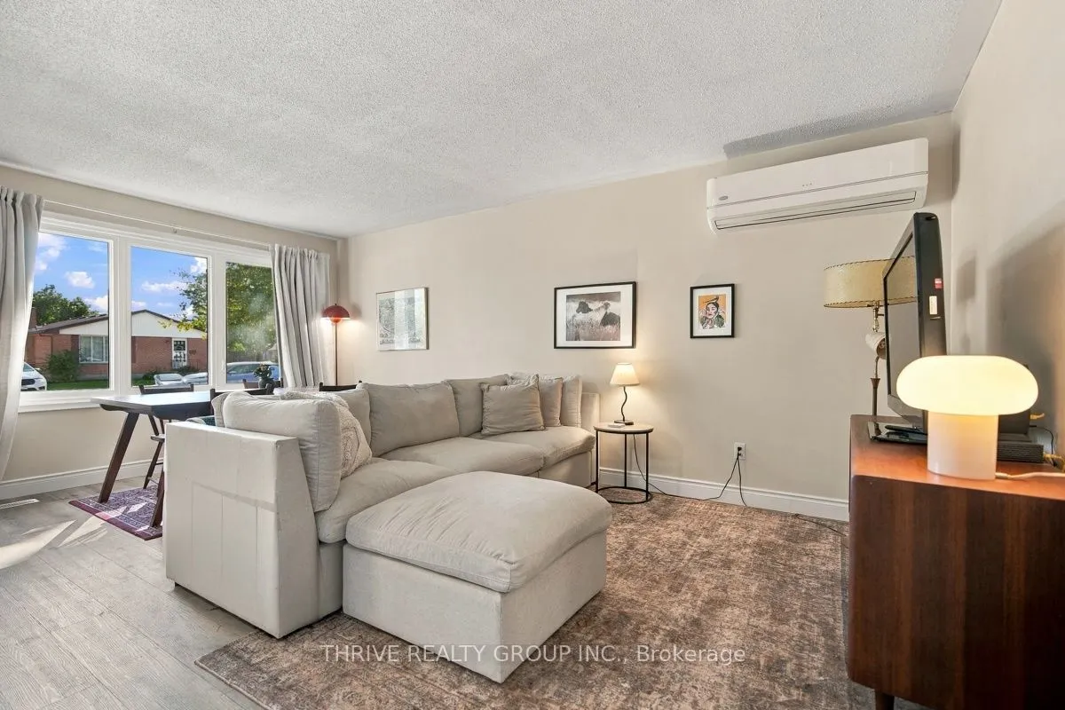 3 Parcreek Place