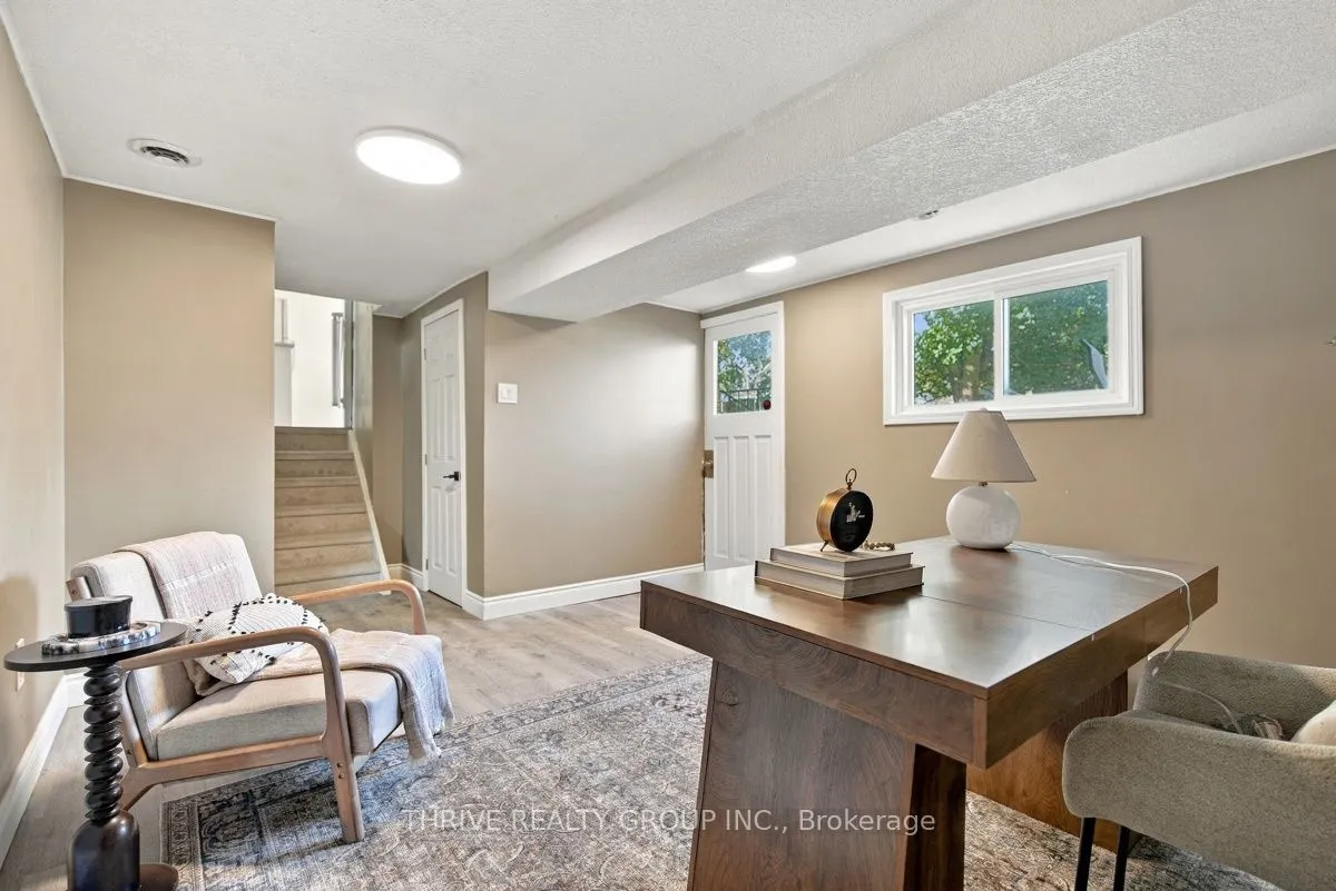 3 Parcreek Place
