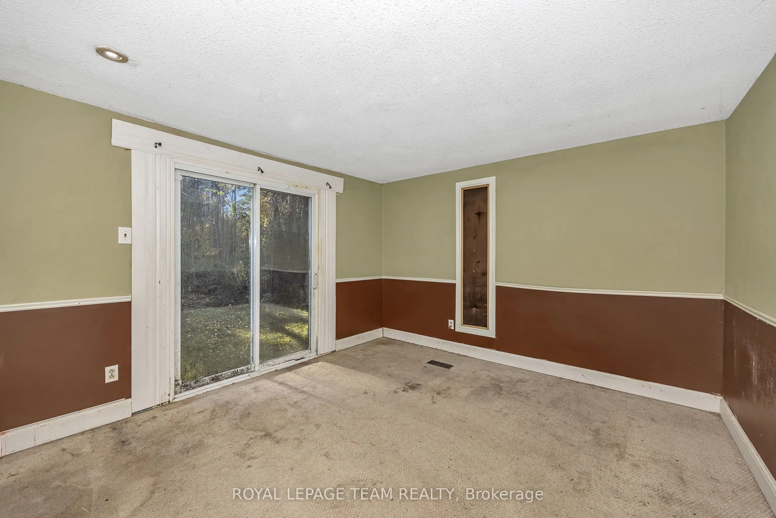 641 Harper Road