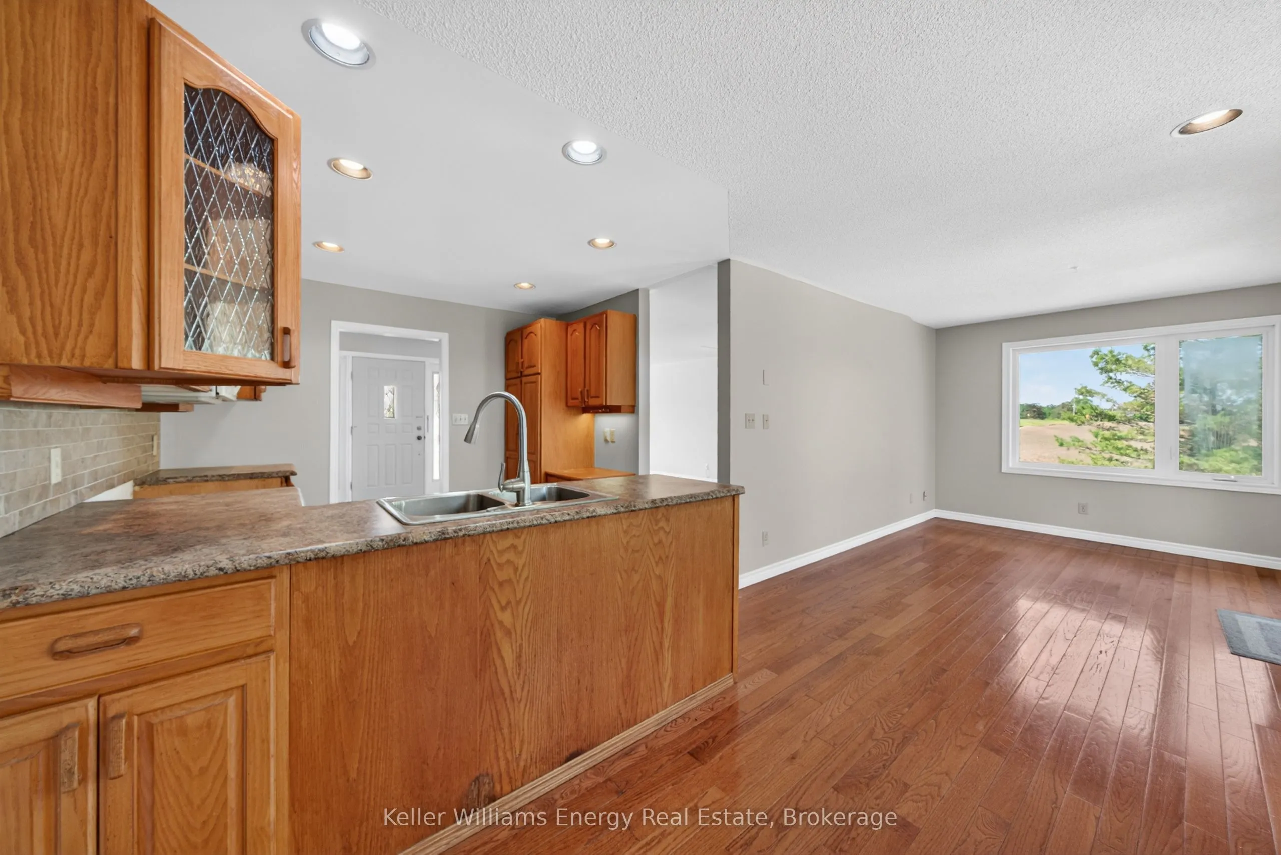 658 Ridge Road