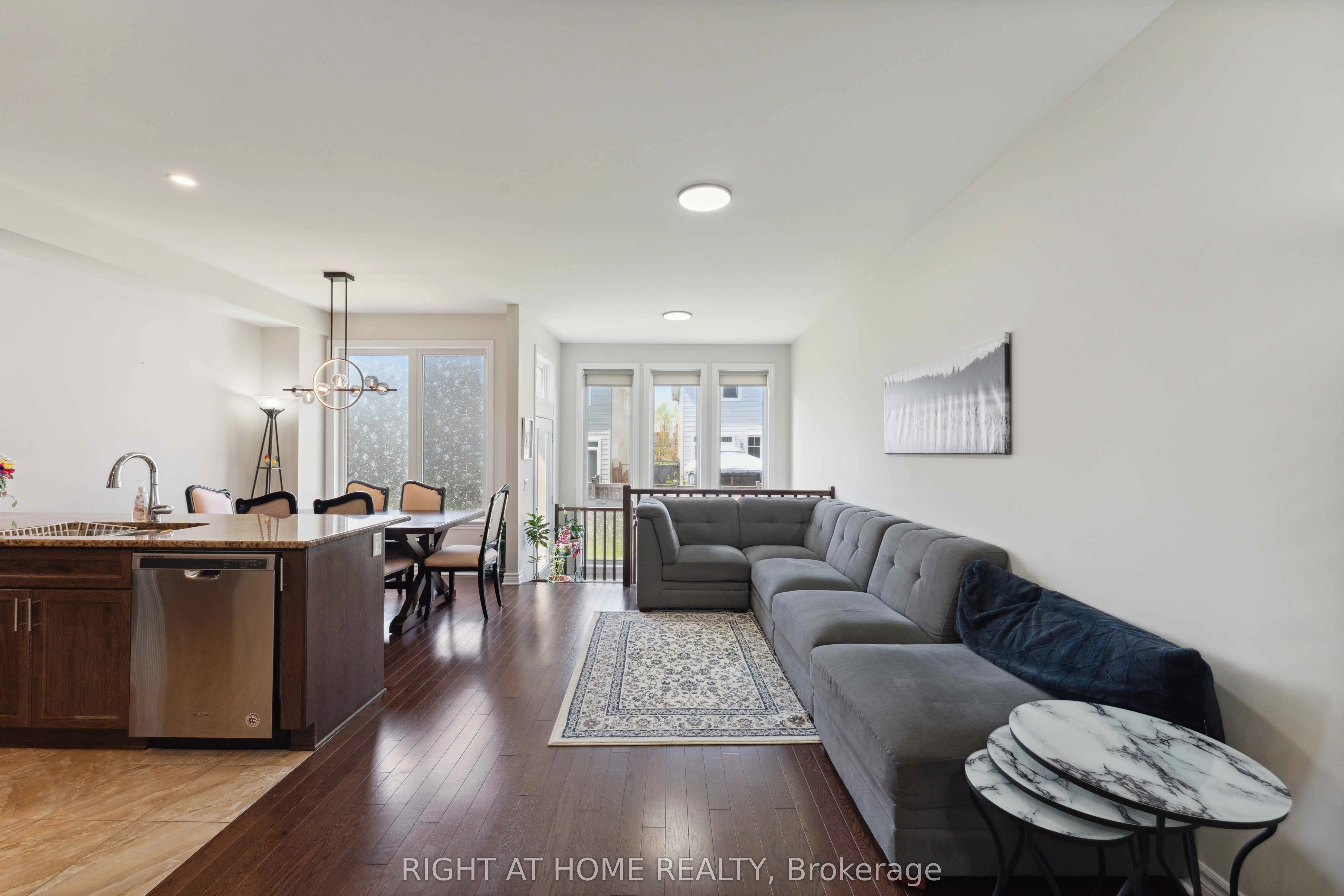 819 Miikana Road