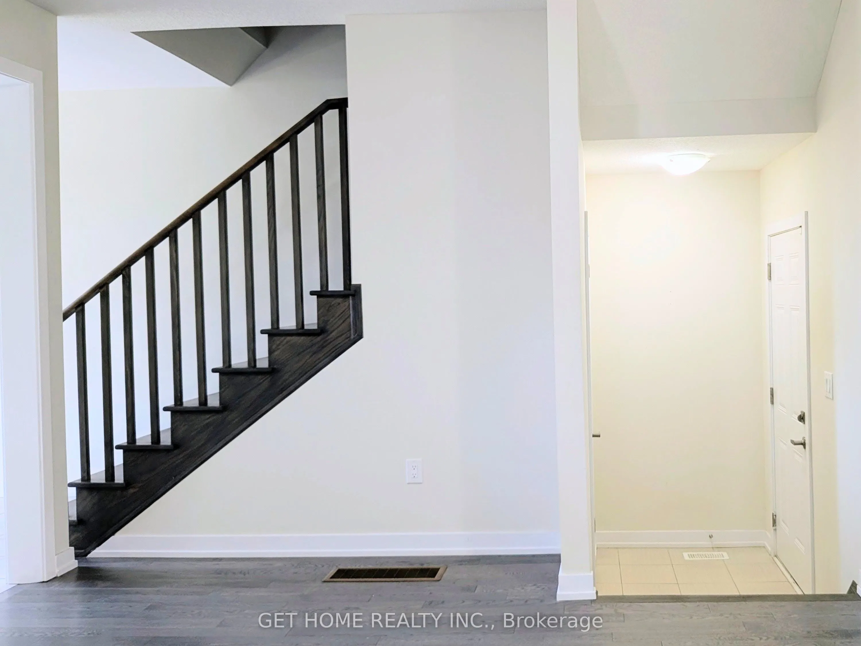 15 Sundin Drive