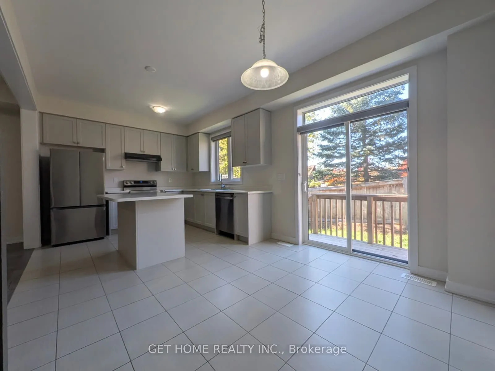 15 Sundin Drive