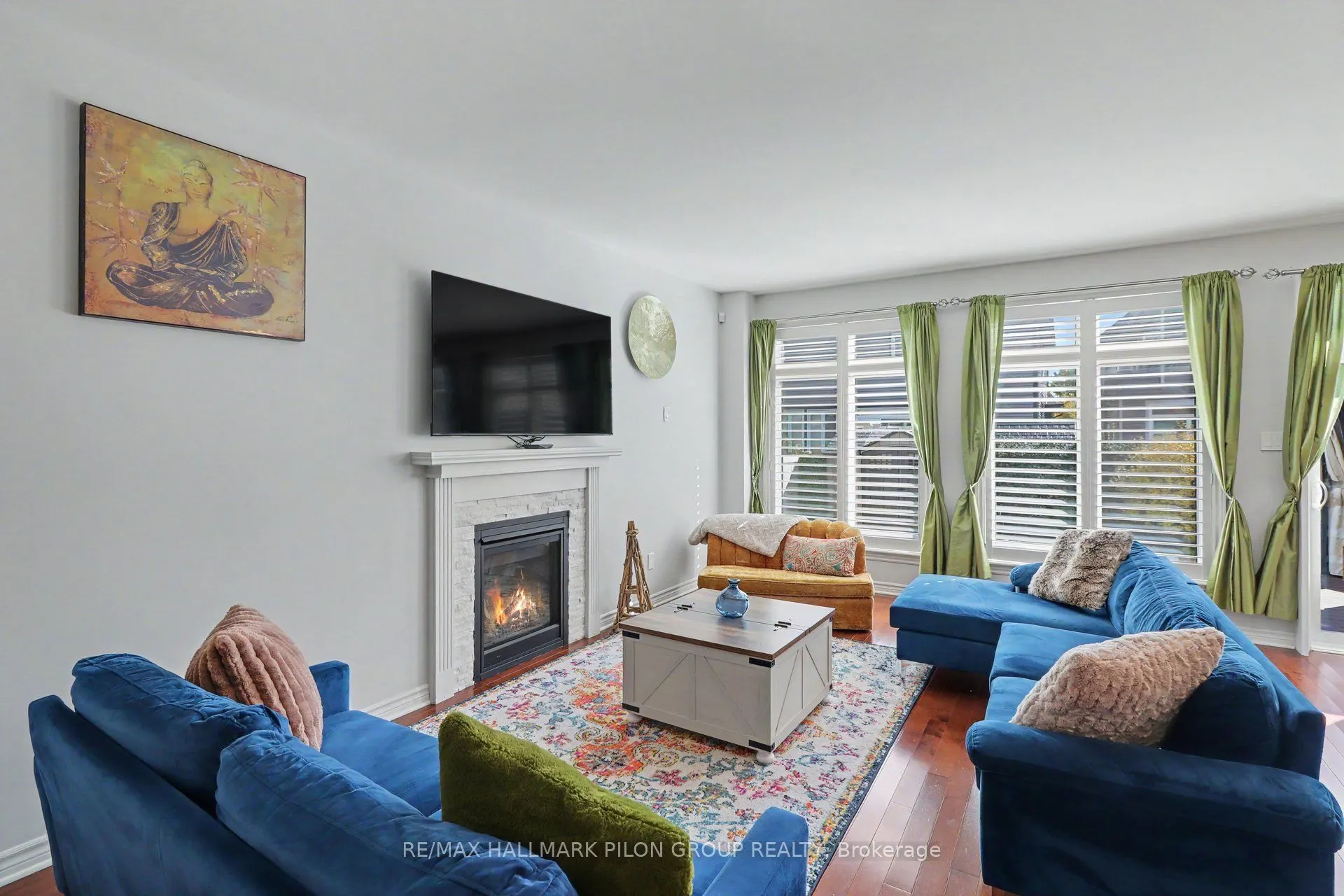 557 Silverbell Crescent
