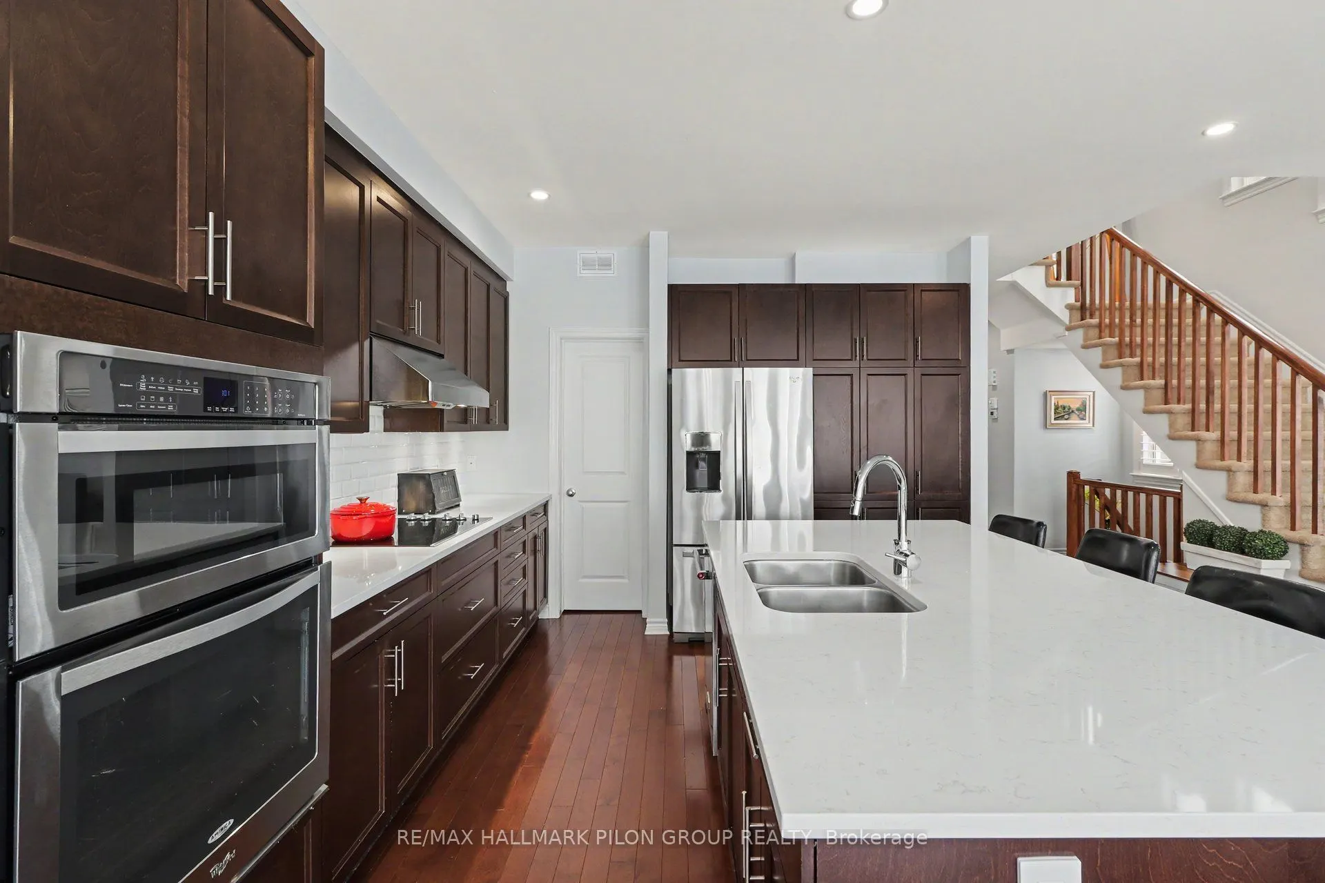 557 Silverbell Crescent