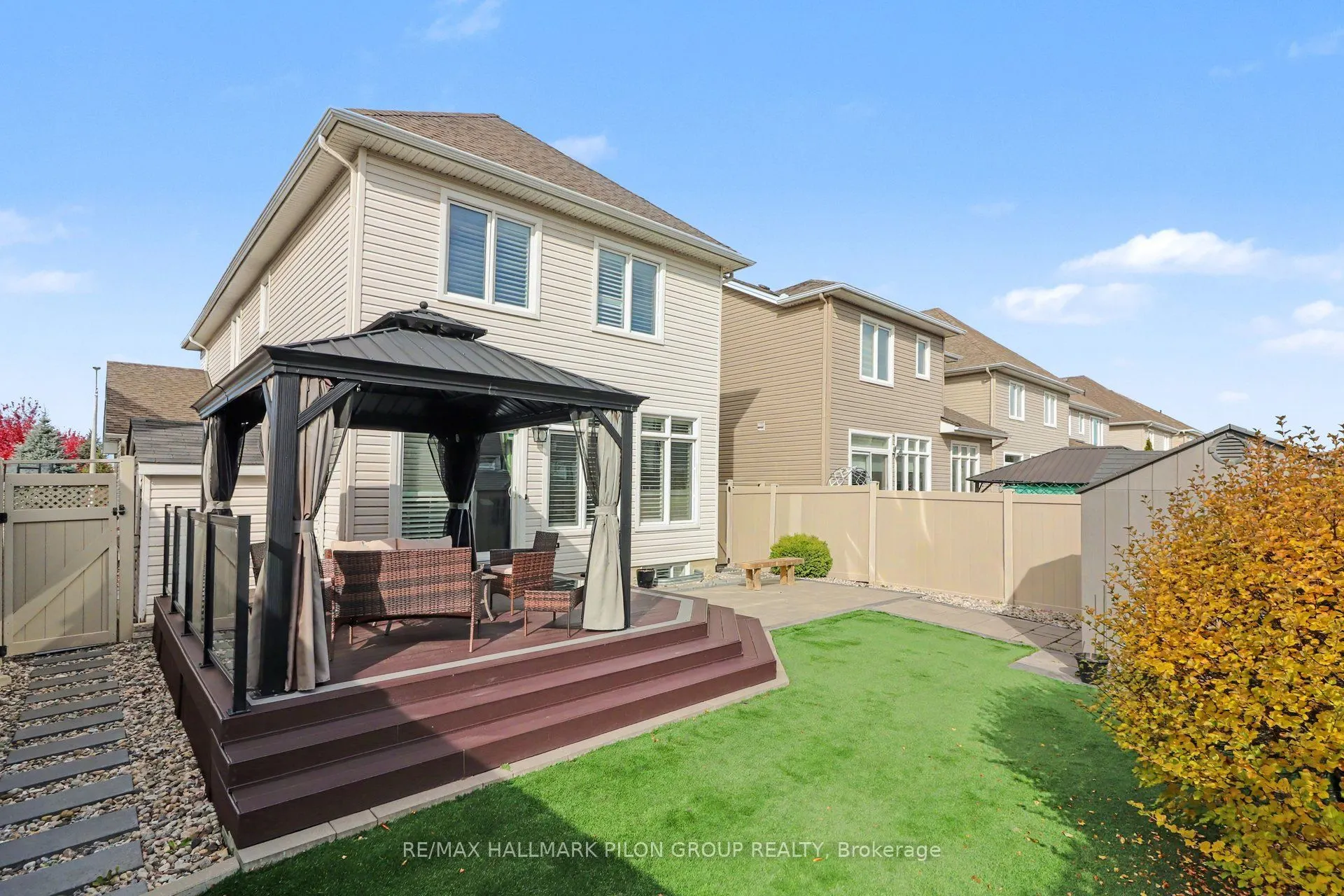 557 Silverbell Crescent