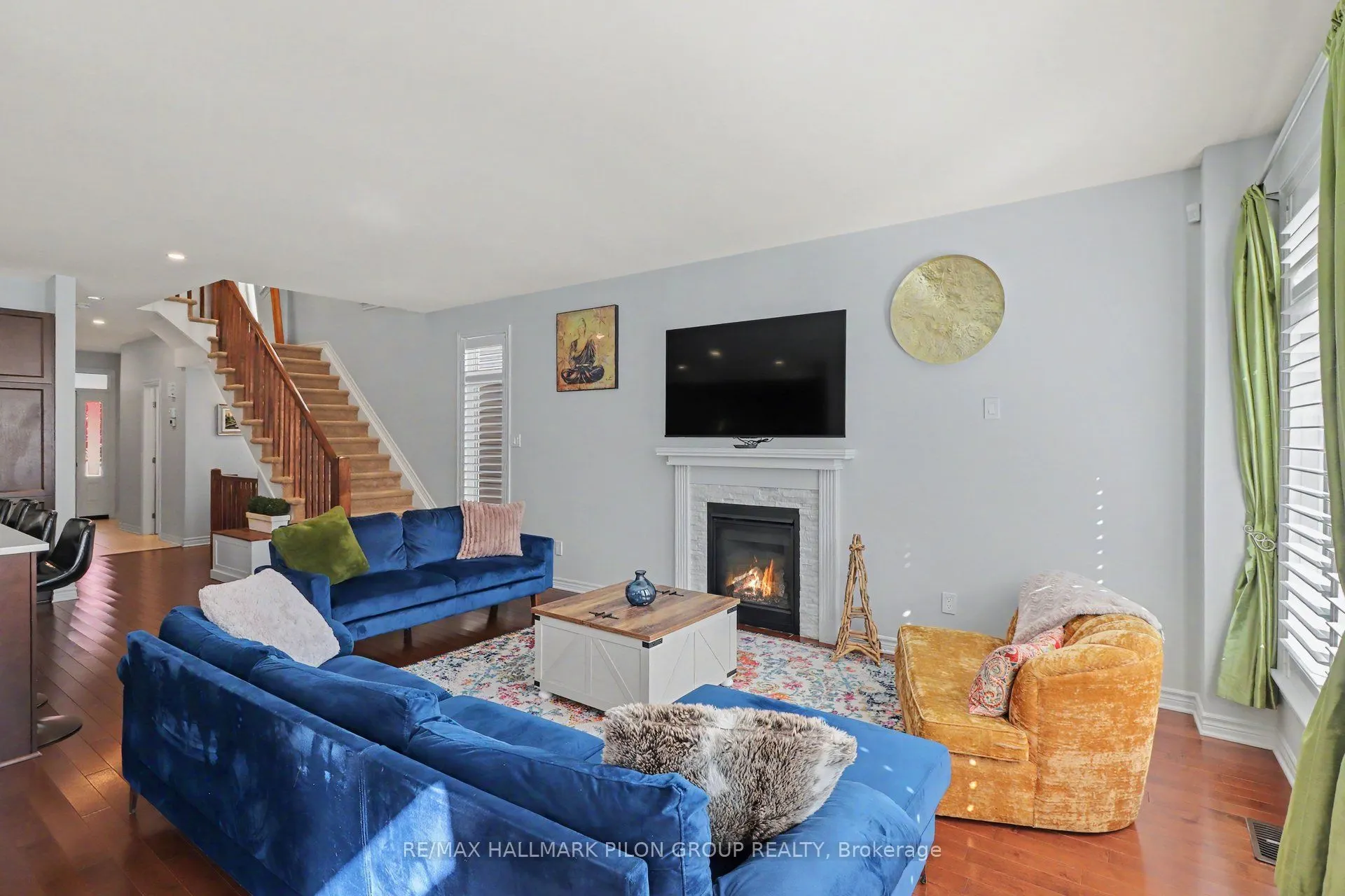 557 Silverbell Crescent