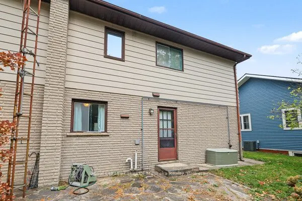 13 East Road