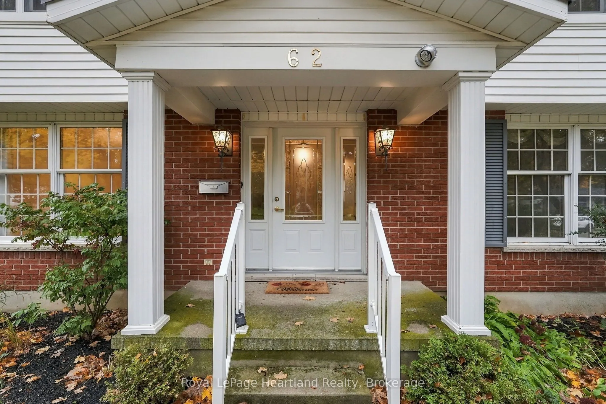 62 King Street N