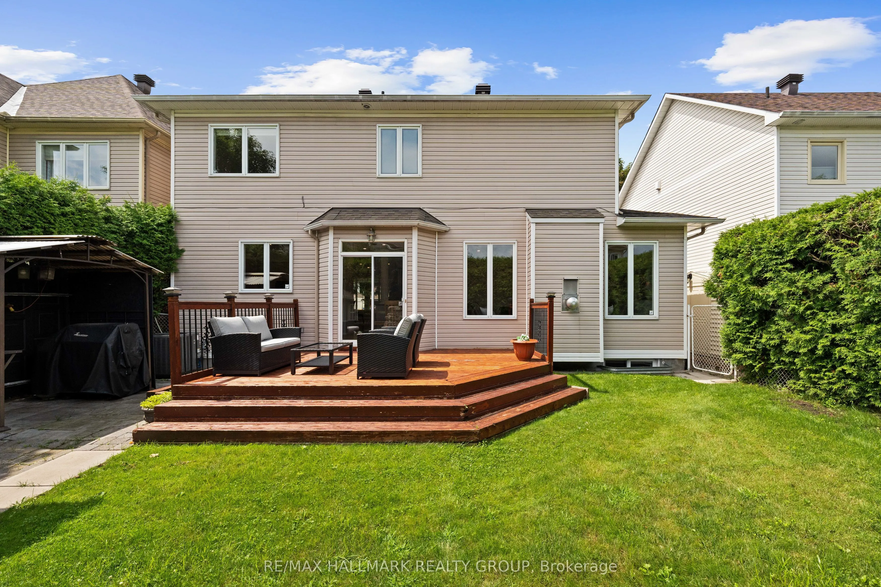 2104 Sandy Oaks Drive
