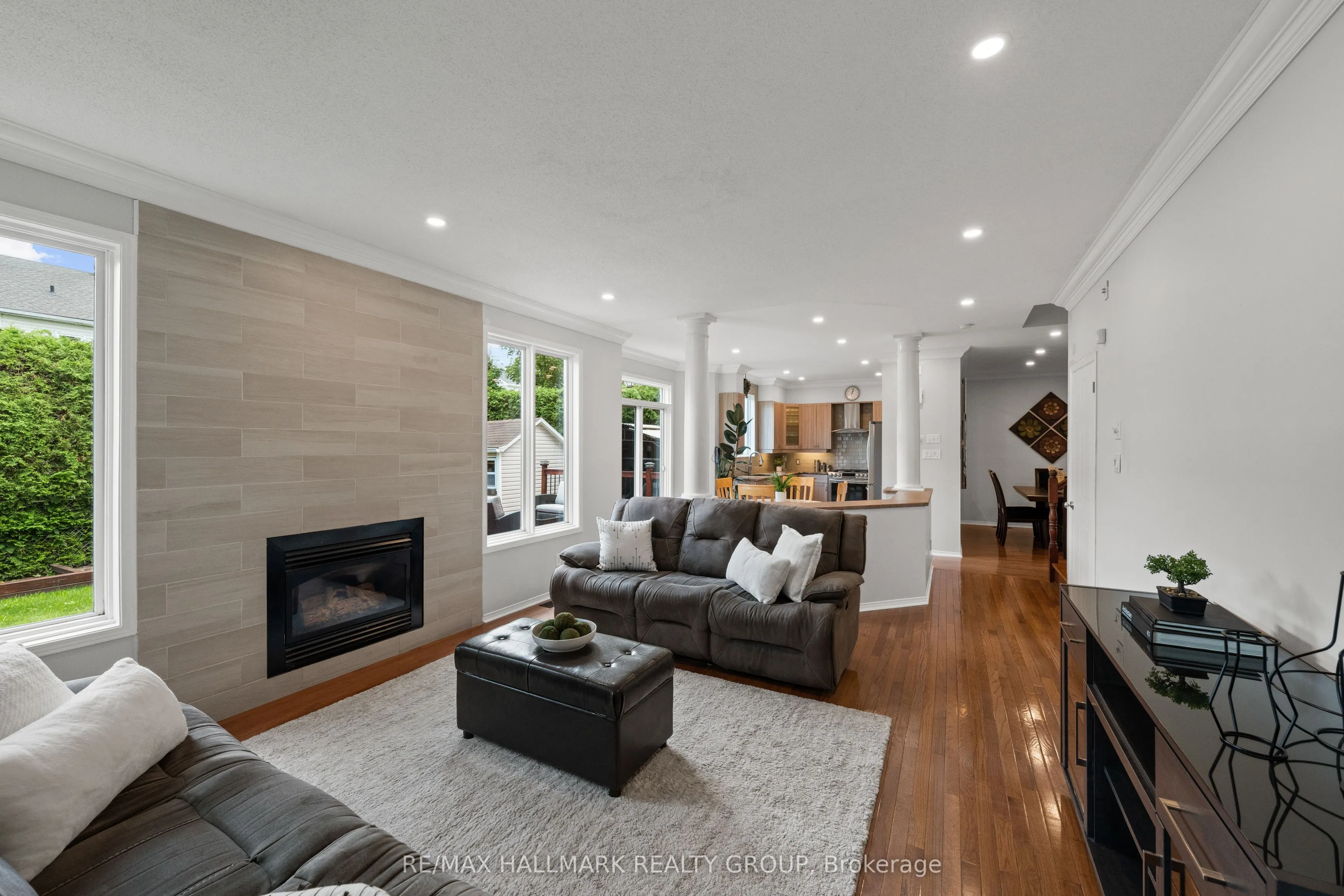 2104 Sandy Oaks Drive