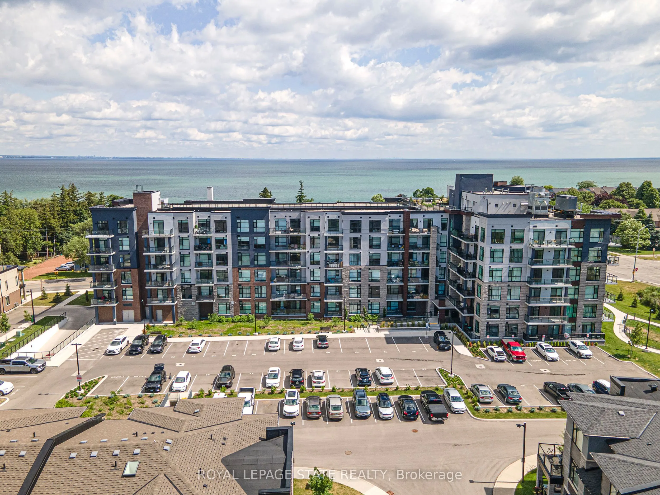 600 North Service Road #301