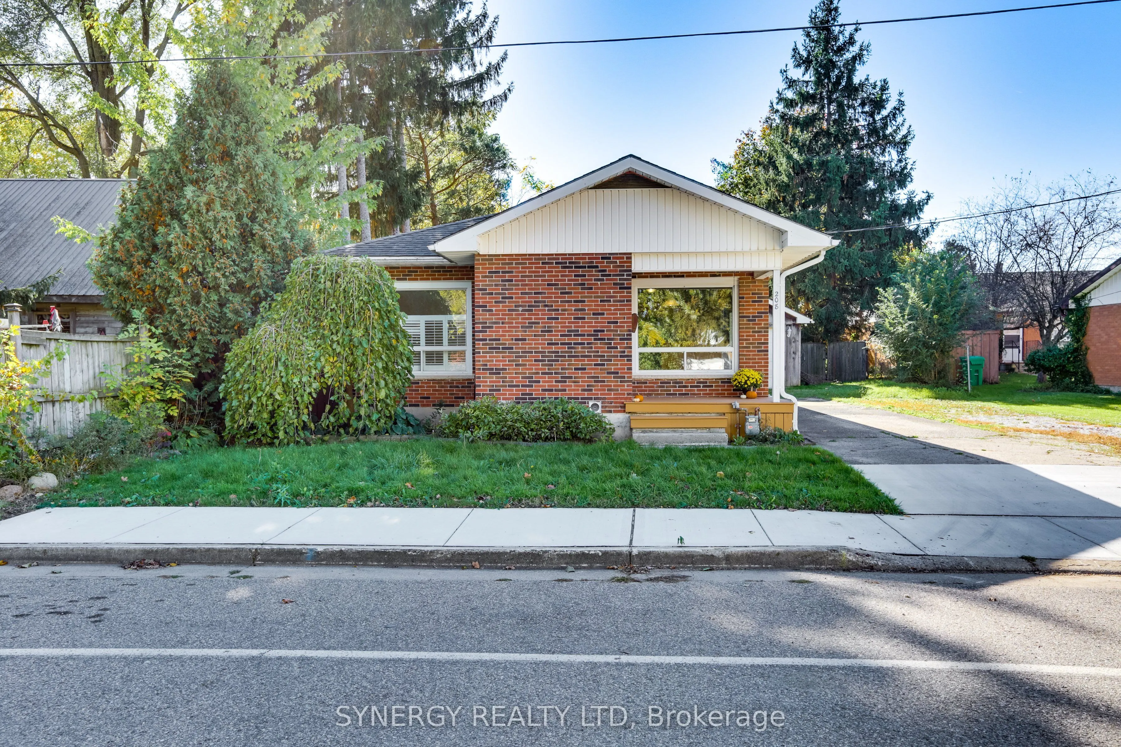 208 King Street