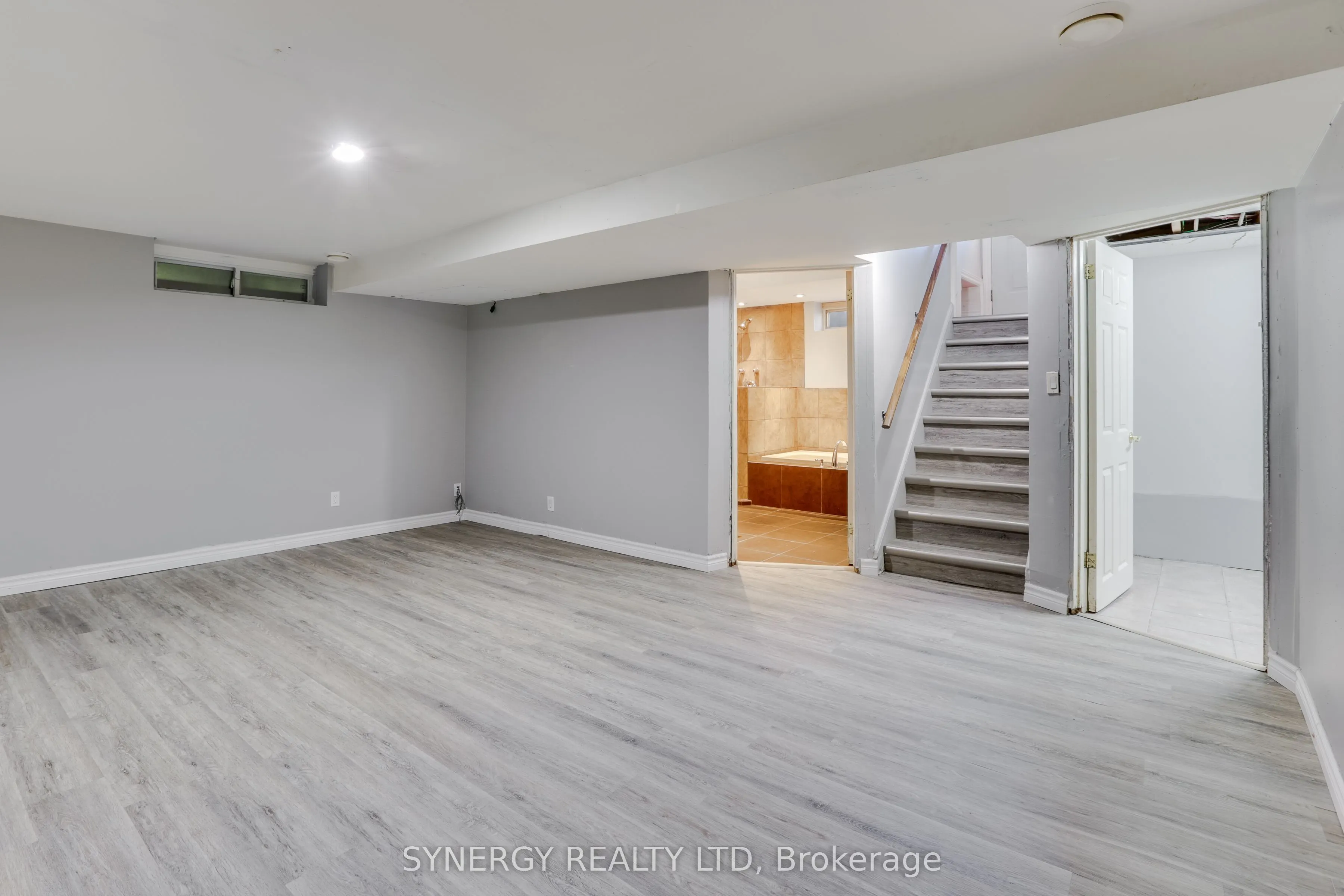 208 King Street