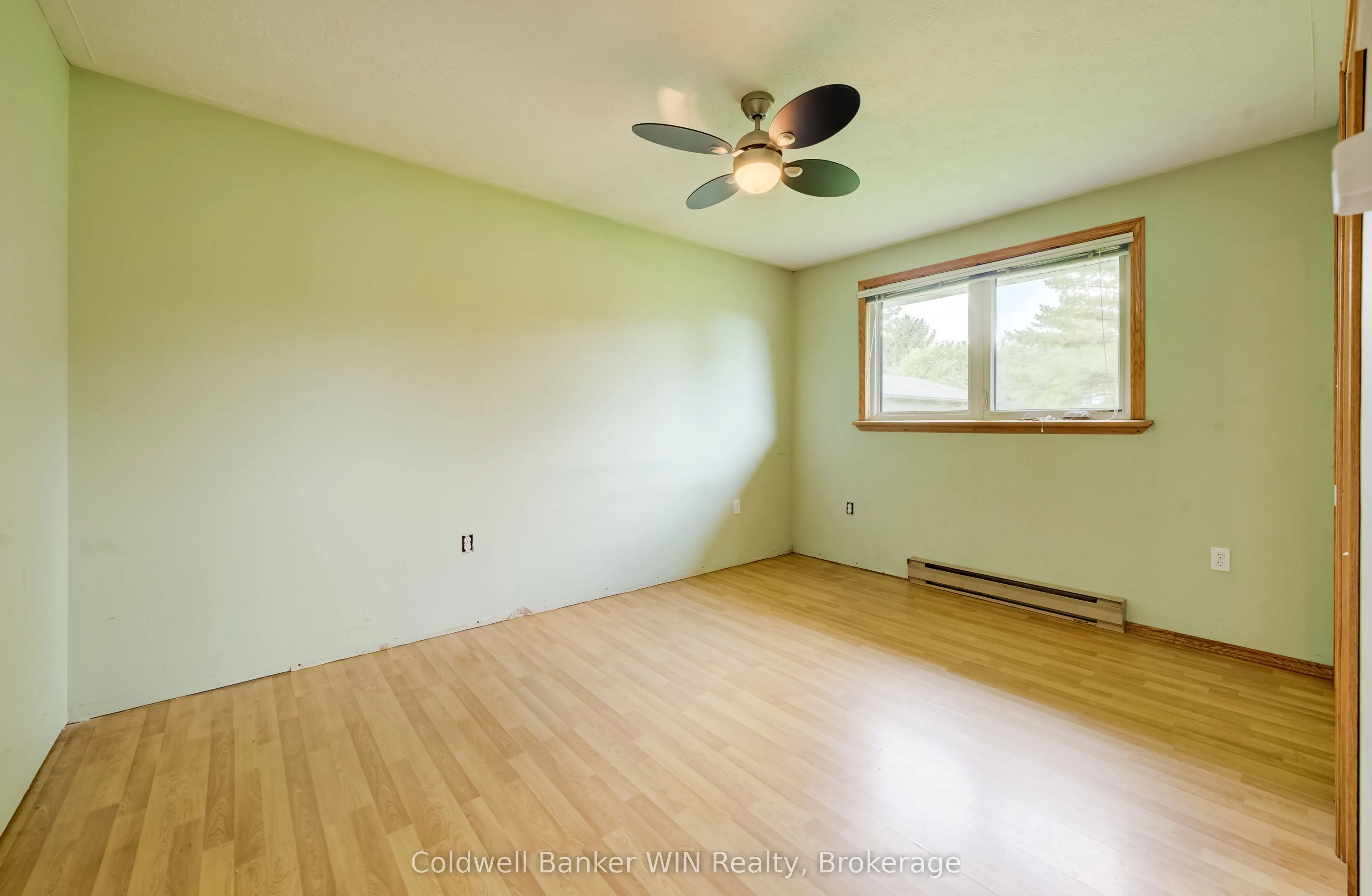 392172 Grey Road 109