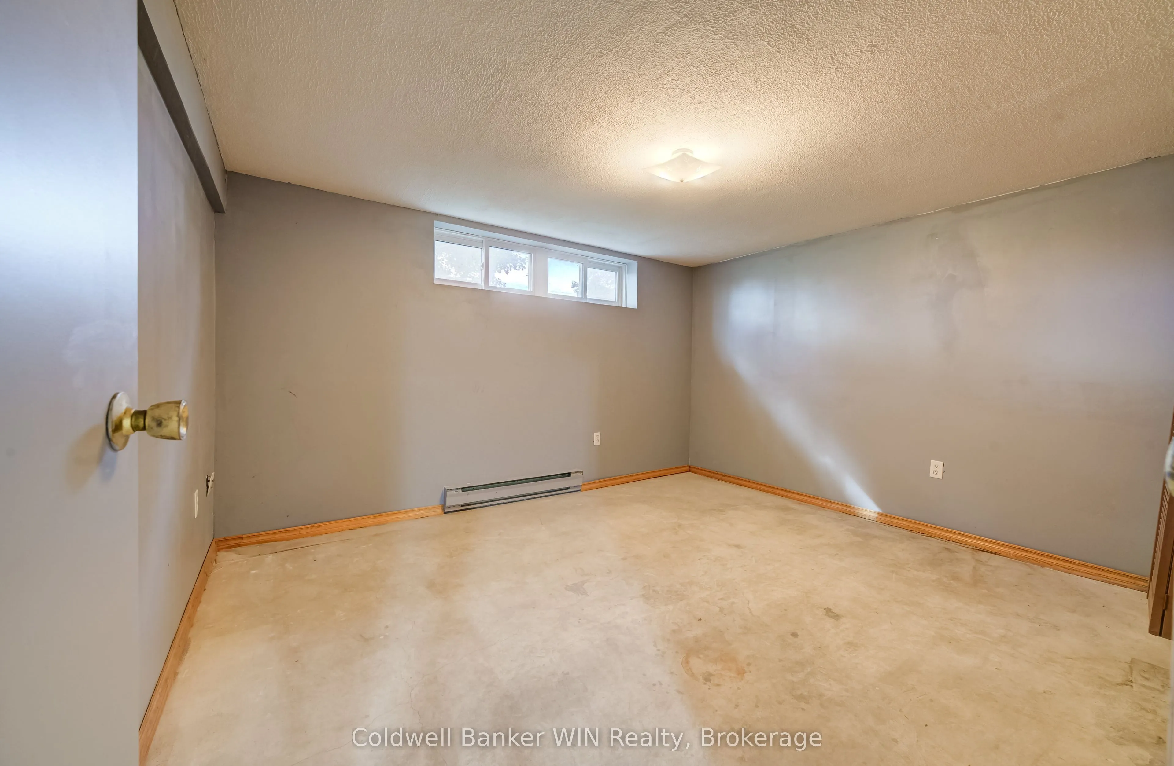 392172 Grey Road 109
