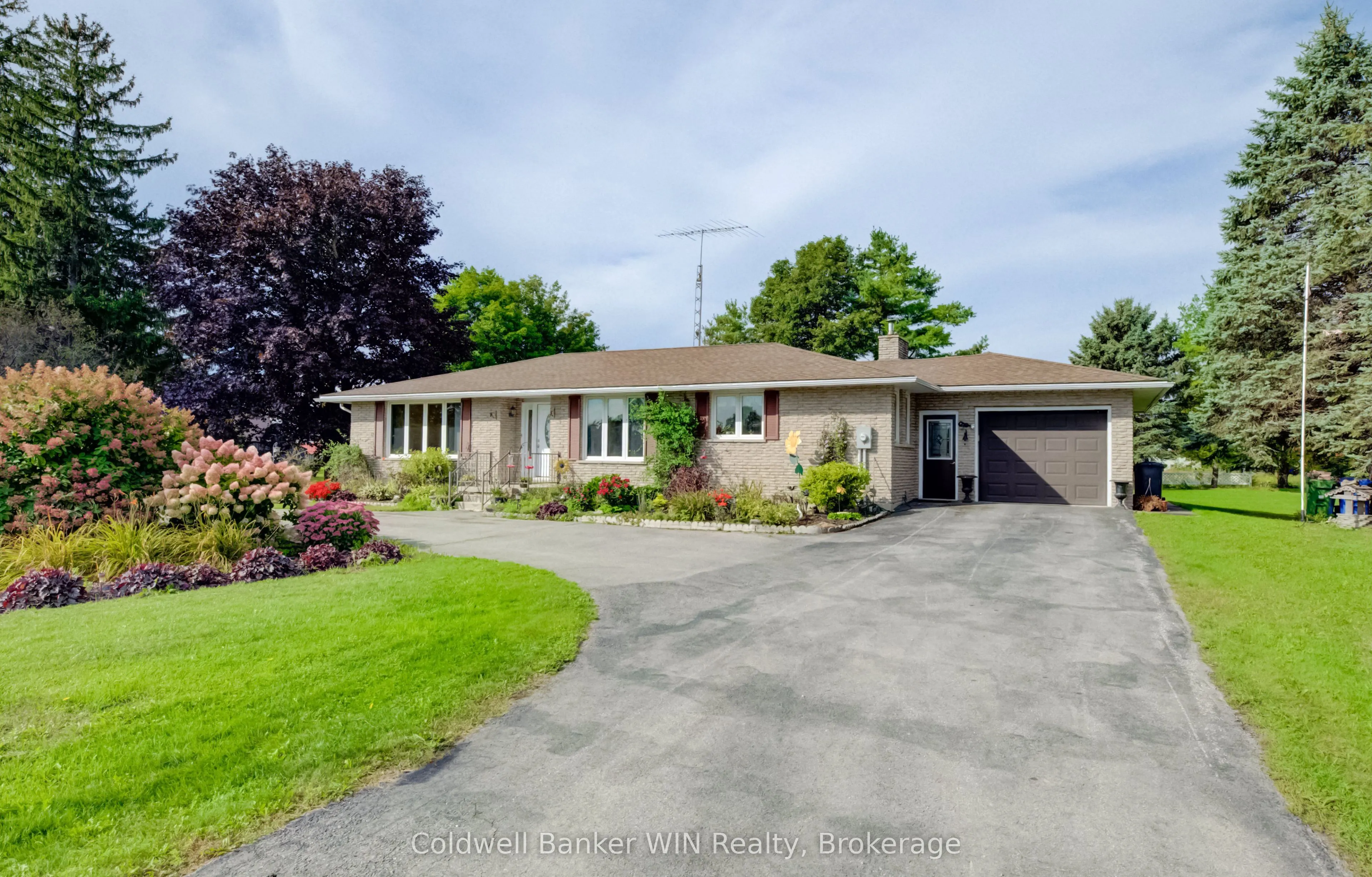 392172 Grey Road 109