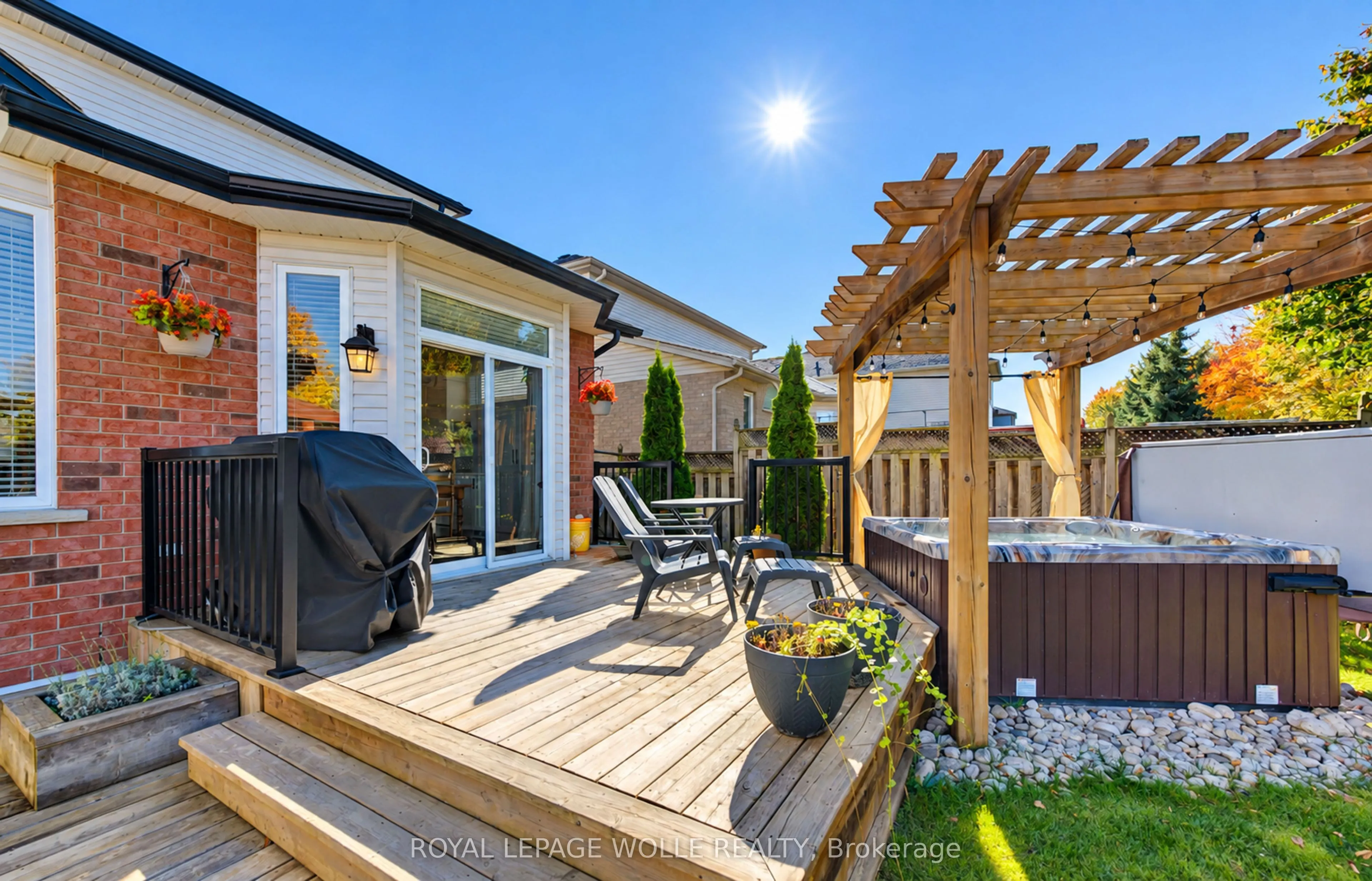 410 Sandy Cove Crescent
