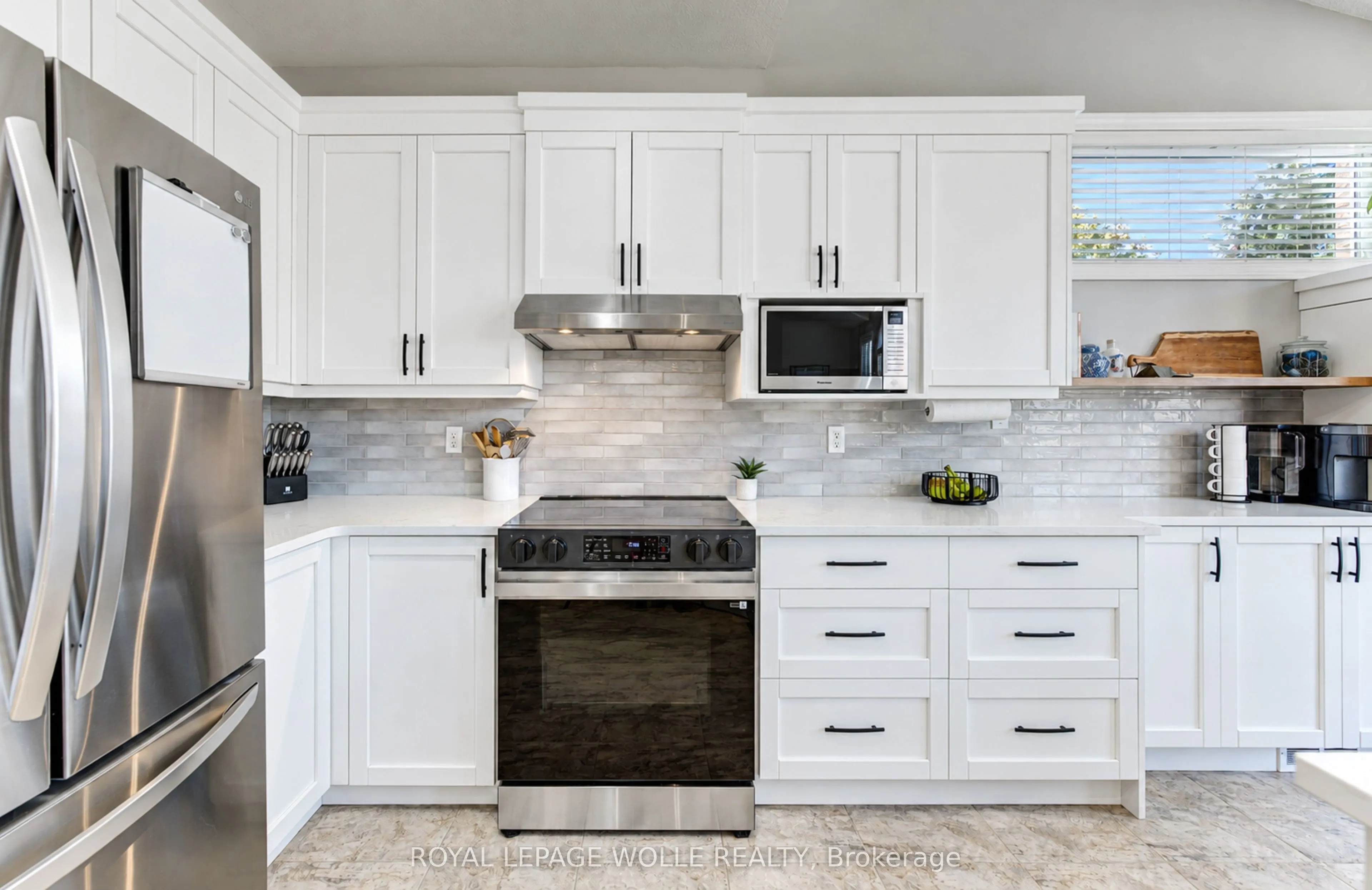 410 Sandy Cove Crescent
