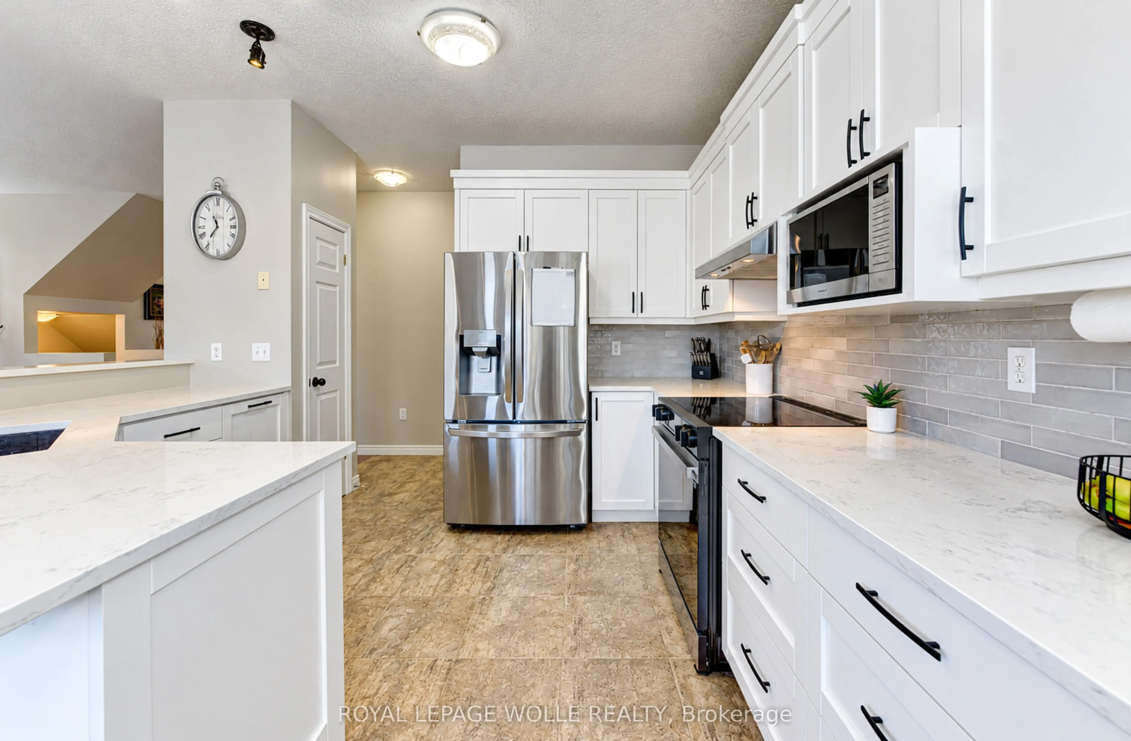 410 Sandy Cove Crescent