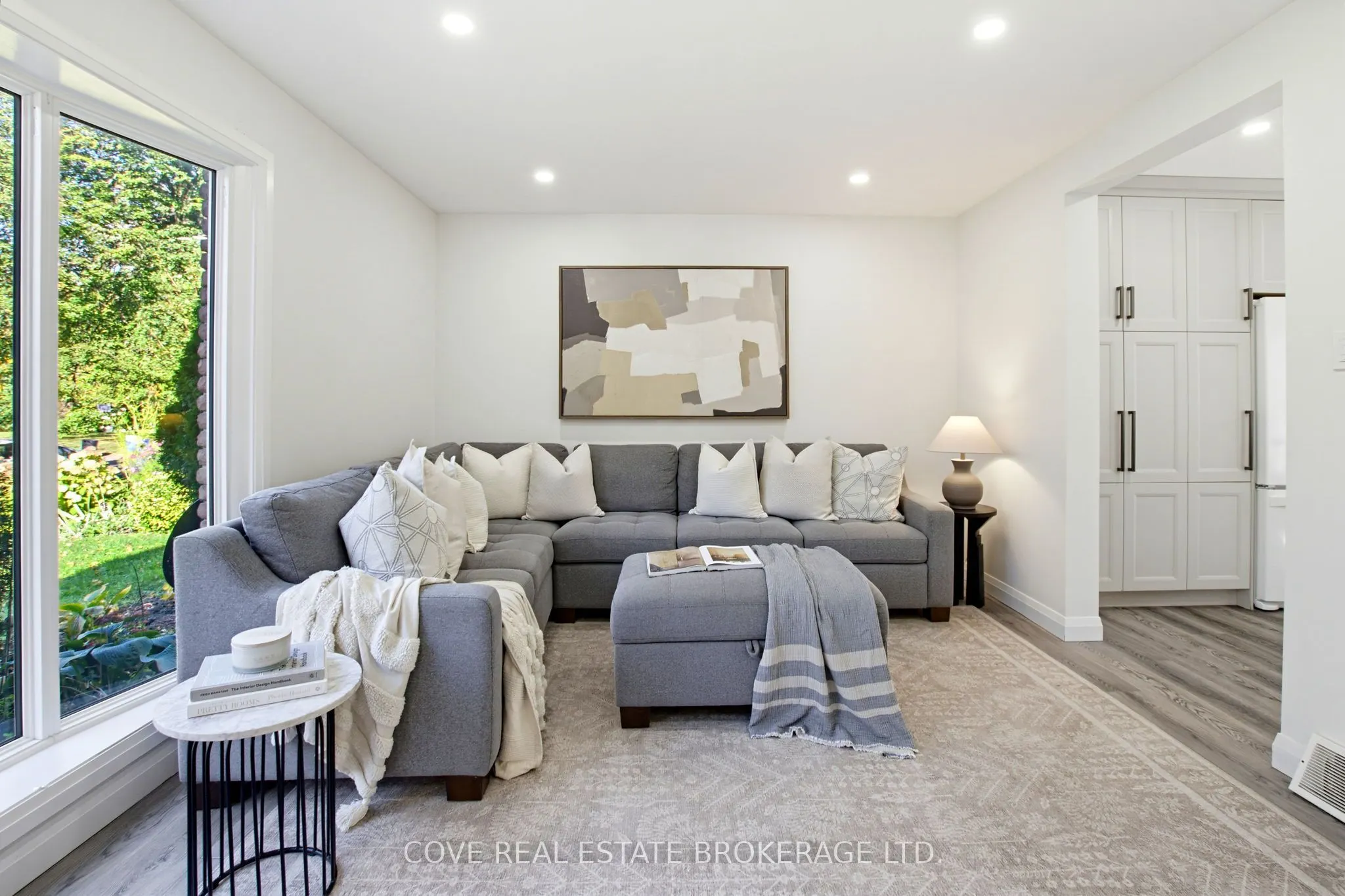 57 Lloyd Manor Crescent