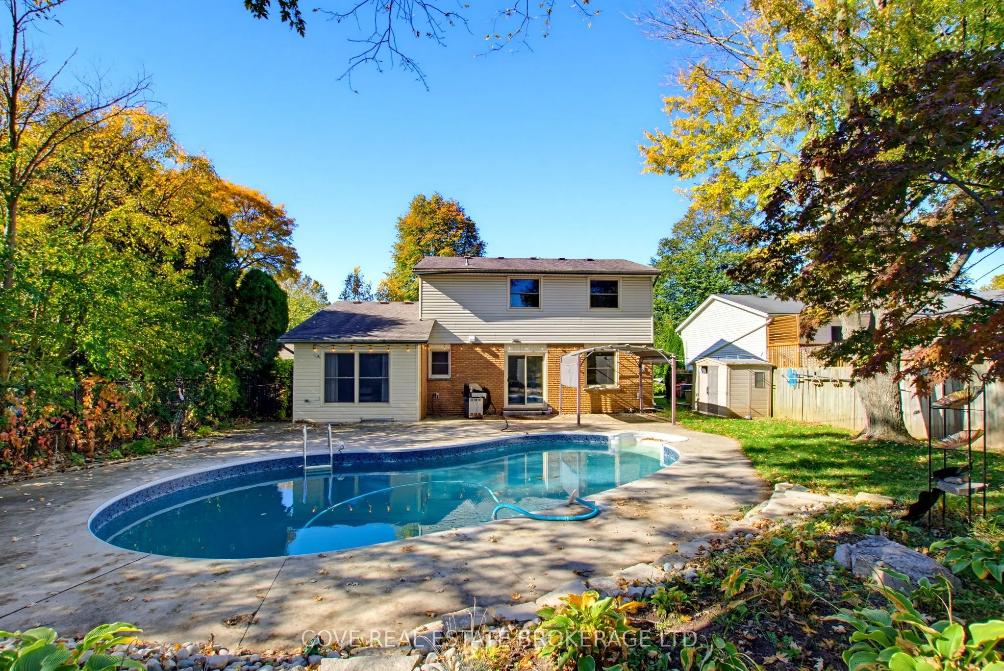 57 Lloyd Manor Crescent