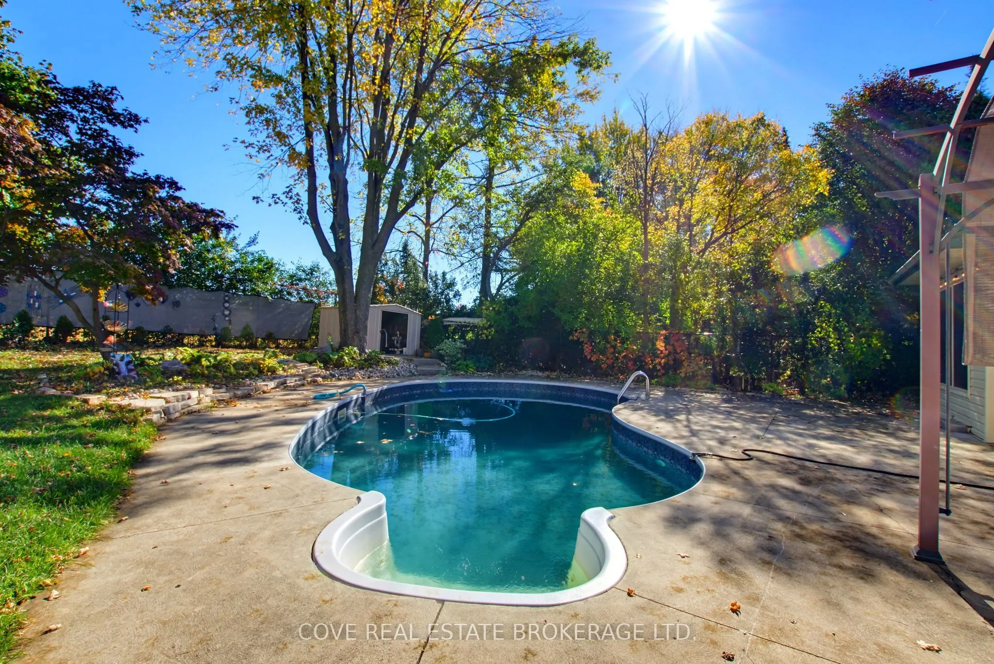 57 Lloyd Manor Crescent