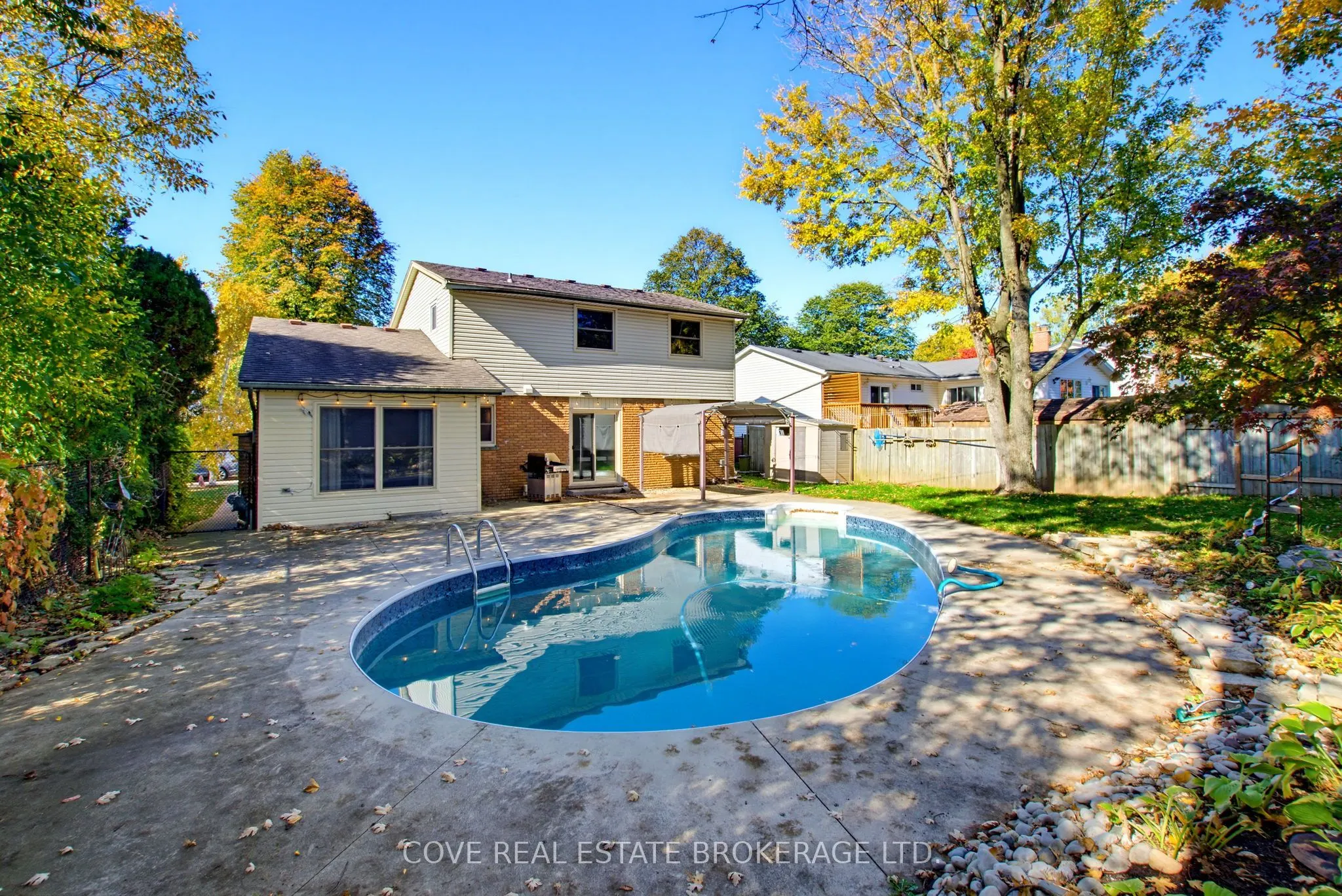 57 Lloyd Manor Crescent