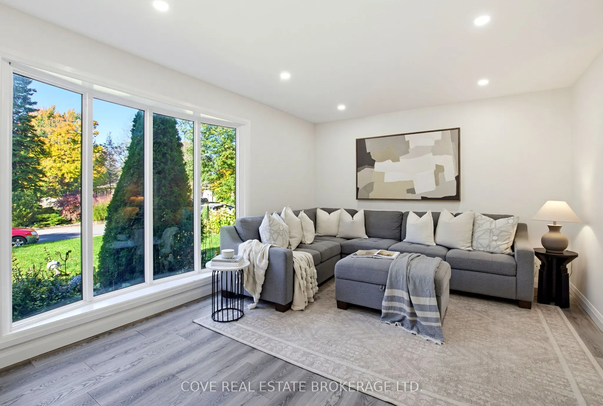 57 Lloyd Manor Crescent