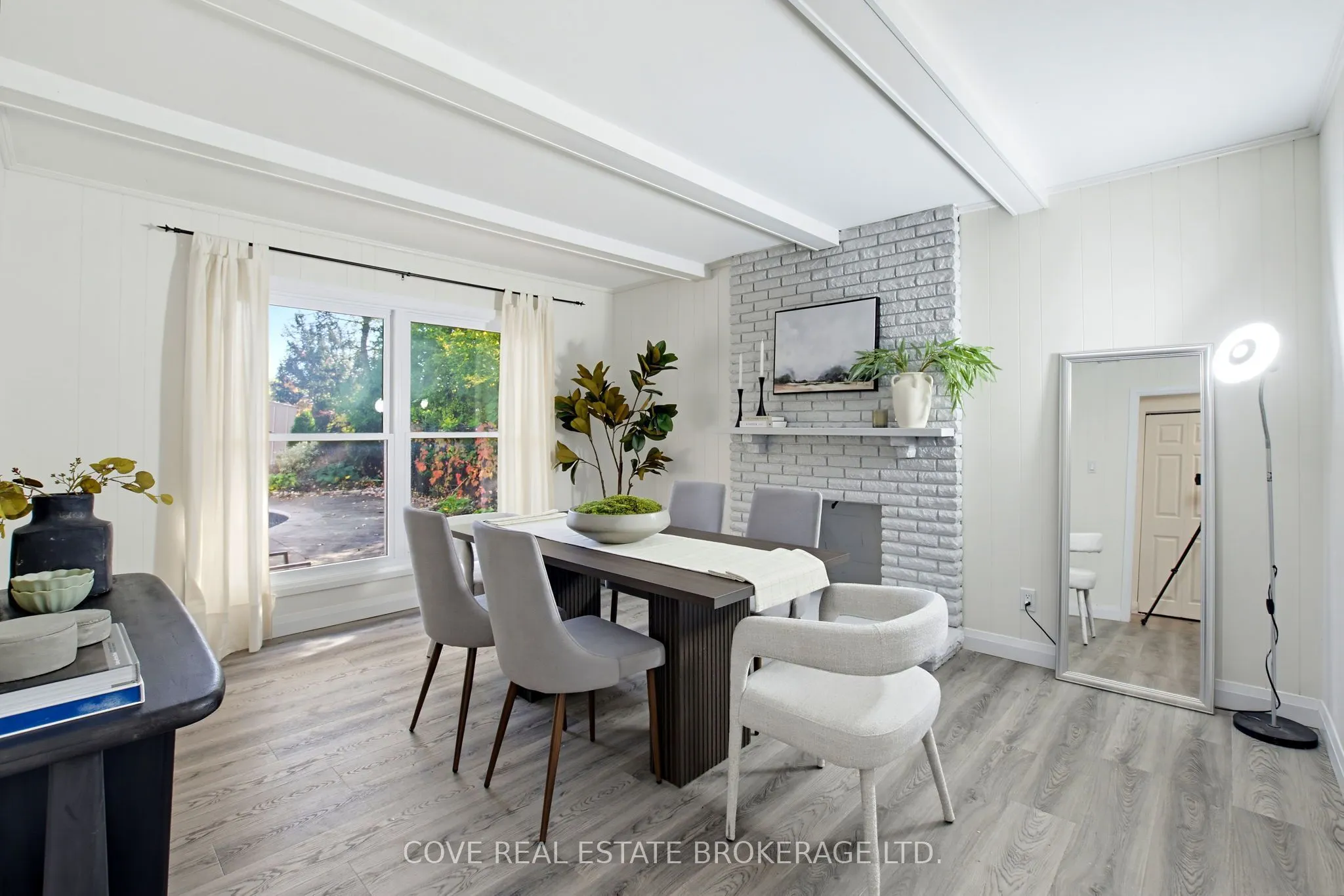 57 Lloyd Manor Crescent